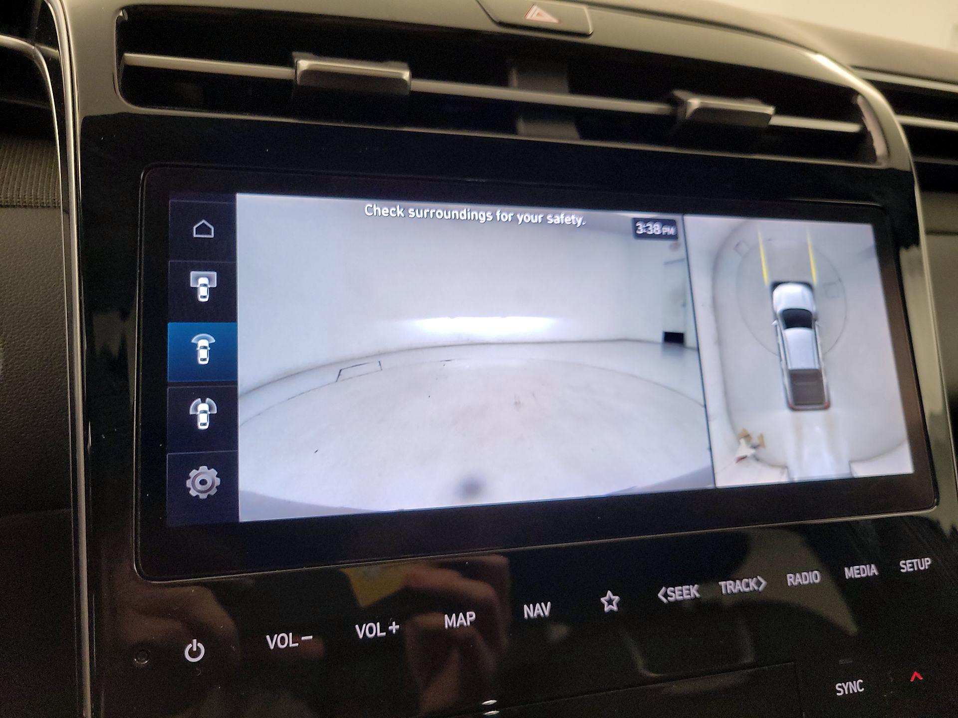 Thumbnail: 2023 Hyundai Santa Cruz - 15