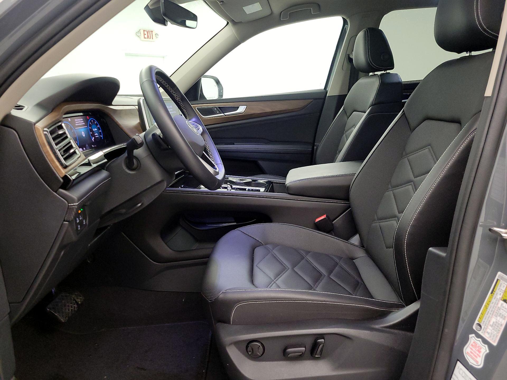 Thumbnail: 2025 Volkswagen Atlas - 11