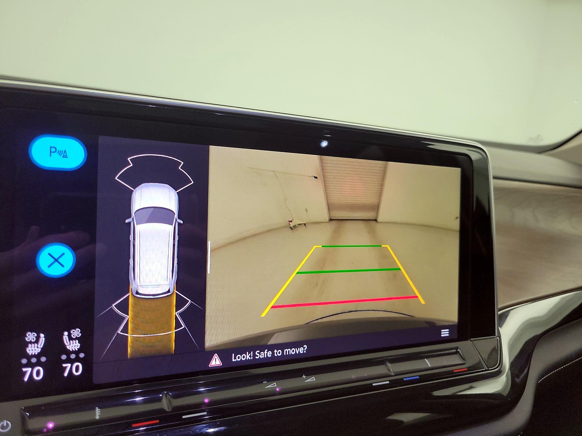 Thumbnail: 2025 Volkswagen Atlas - 14