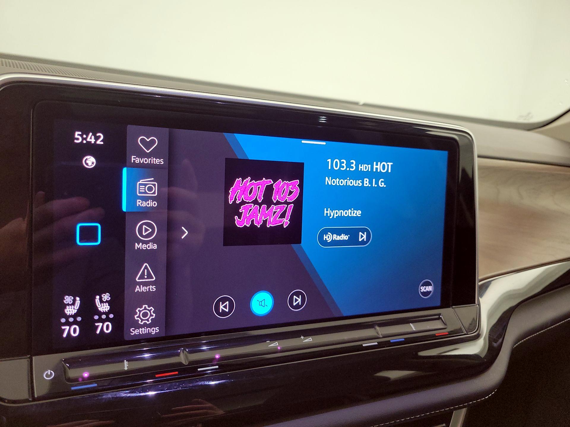 Thumbnail: 2025 Volkswagen Atlas - 15