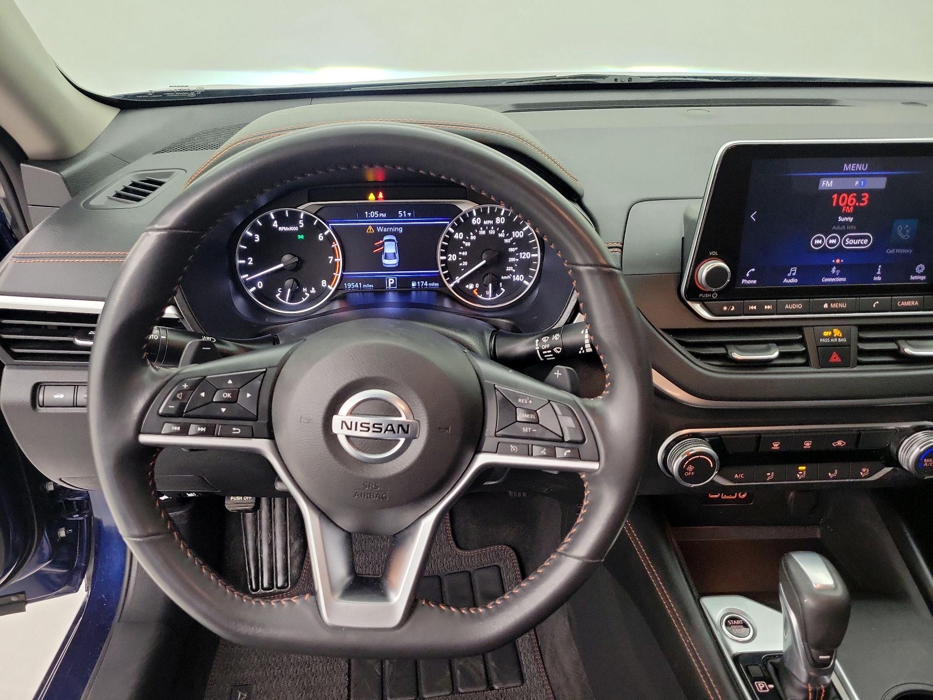 Thumbnail: 2022 Nissan Altima - 10