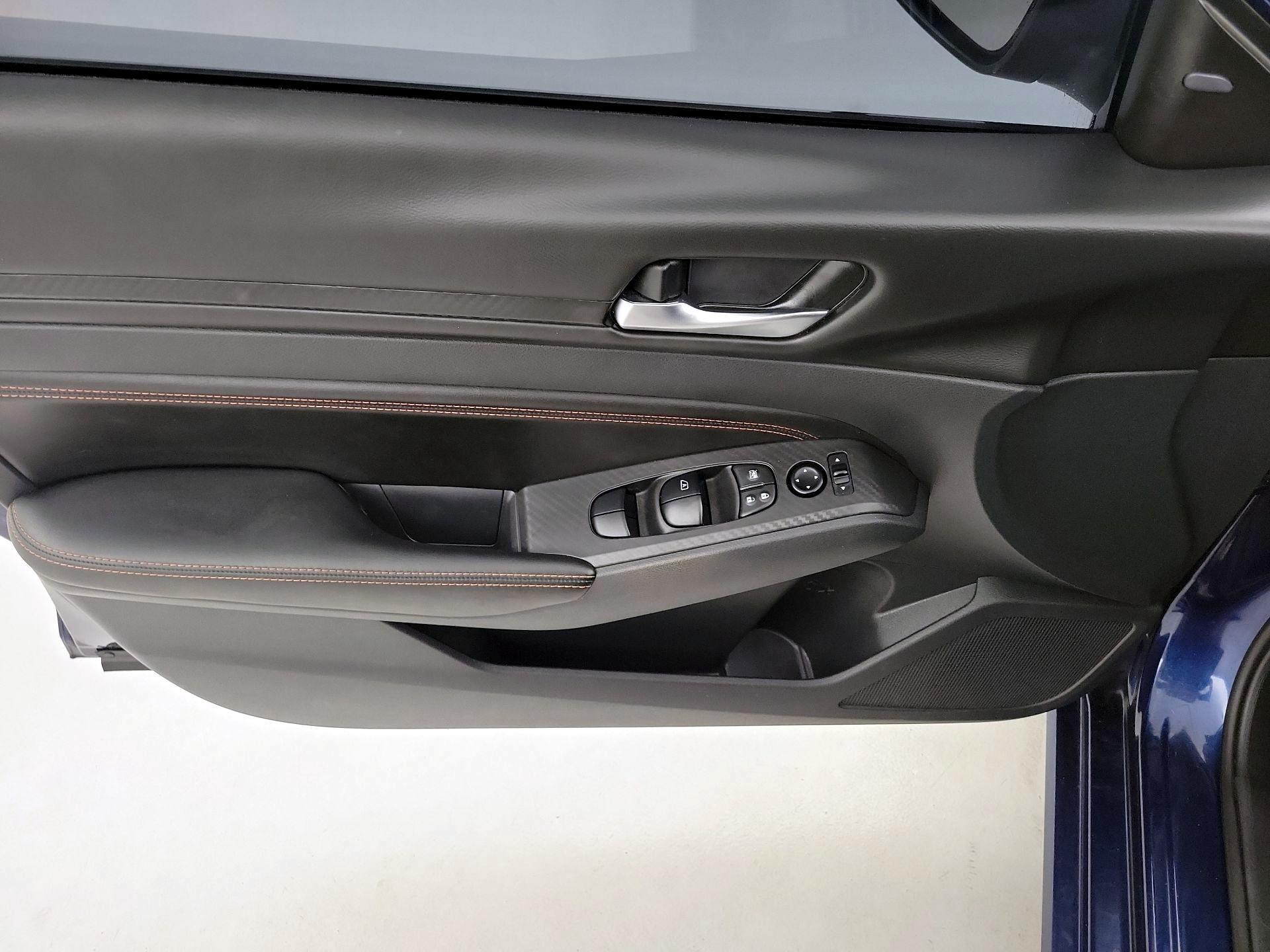 Thumbnail: 2022 Nissan Altima - 12