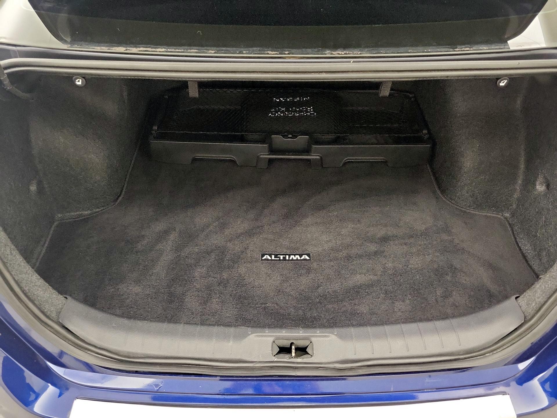 Thumbnail: 2022 Nissan Altima - 20