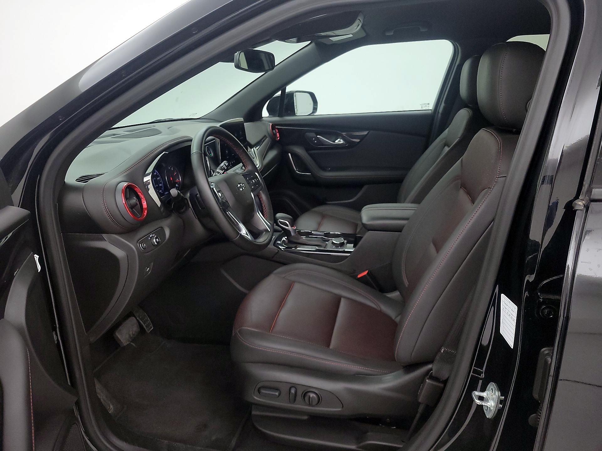 Thumbnail: 2025 Chevrolet Blazer - 11