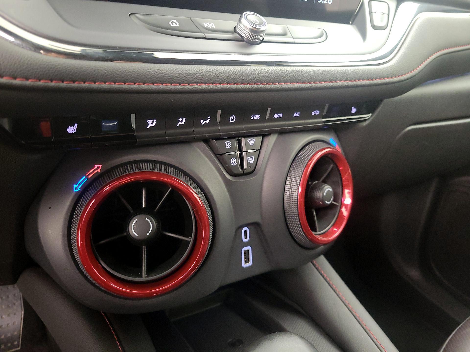 Thumbnail: 2025 Chevrolet Blazer - 17