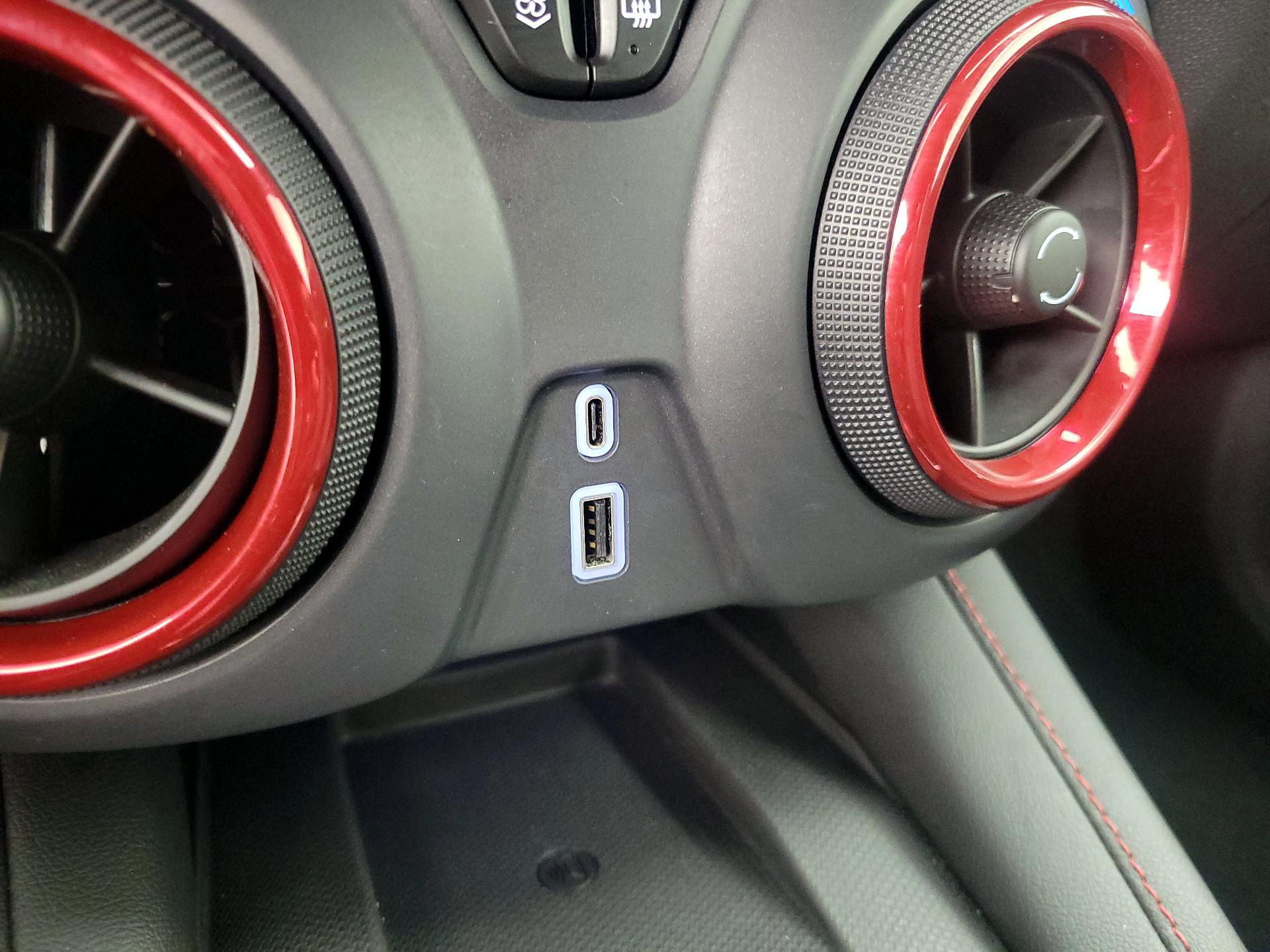 Thumbnail: 2025 Chevrolet Blazer - 19