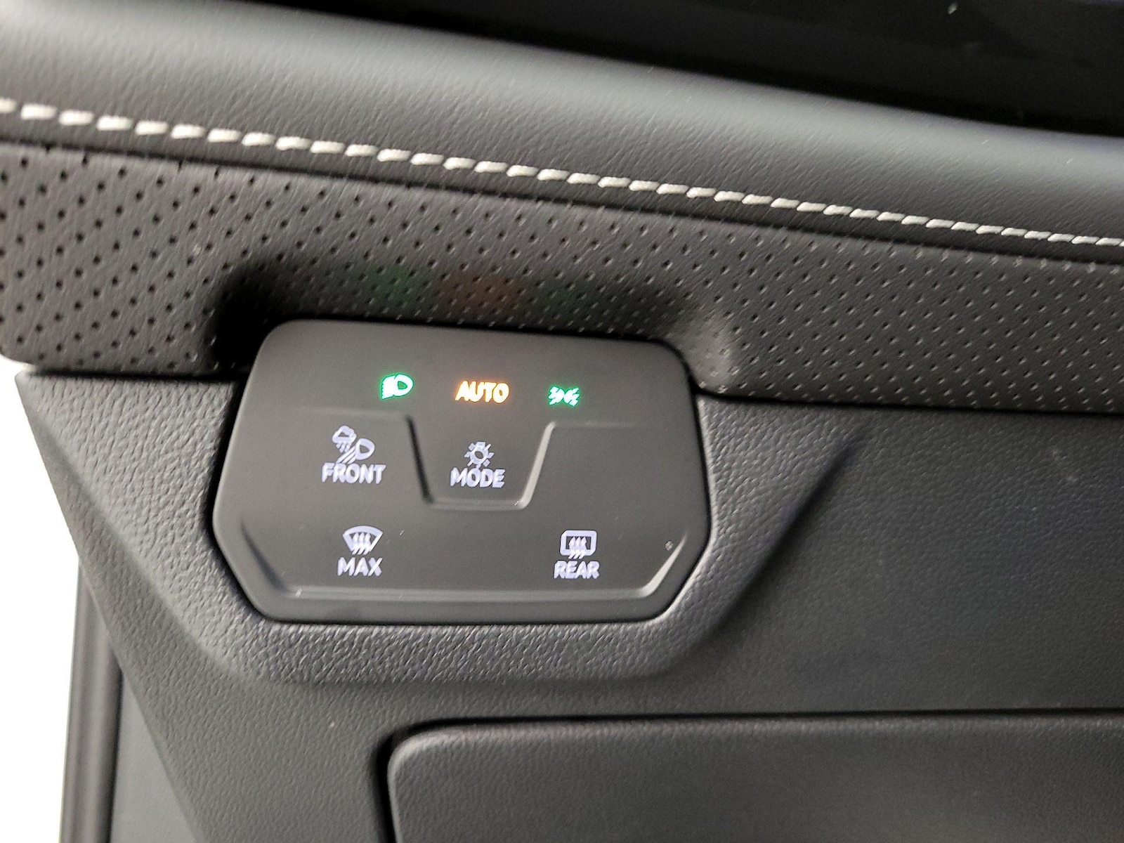 2025 Volkswagen Atlas 14