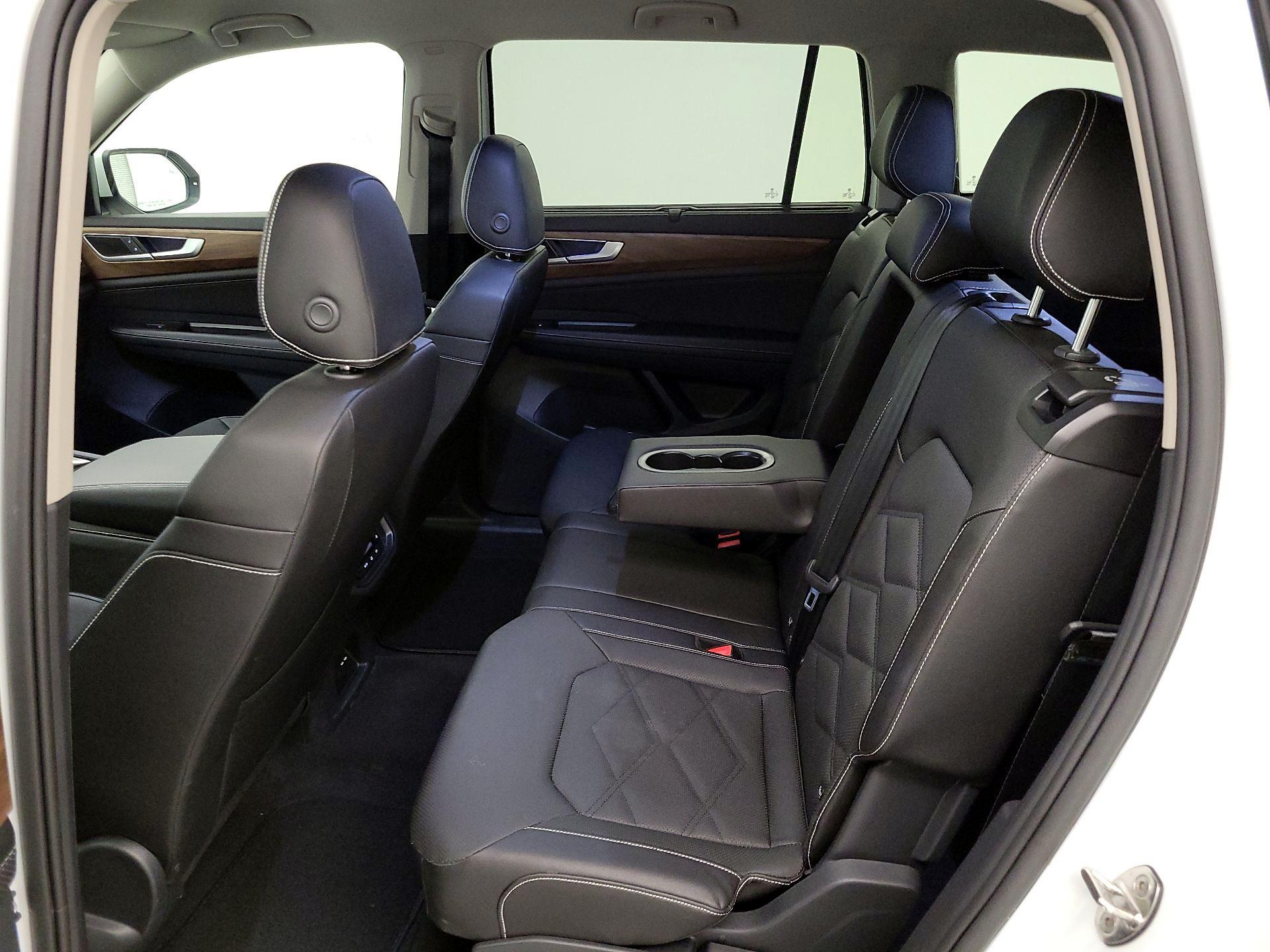 Thumbnail: 2025 Volkswagen Atlas - 19