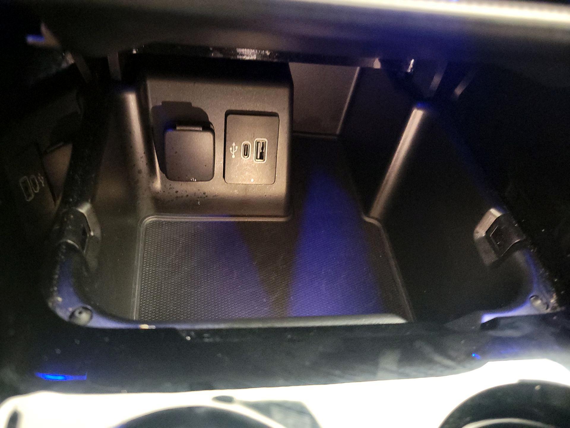 Thumbnail: 2025 Ford Explorer - 18