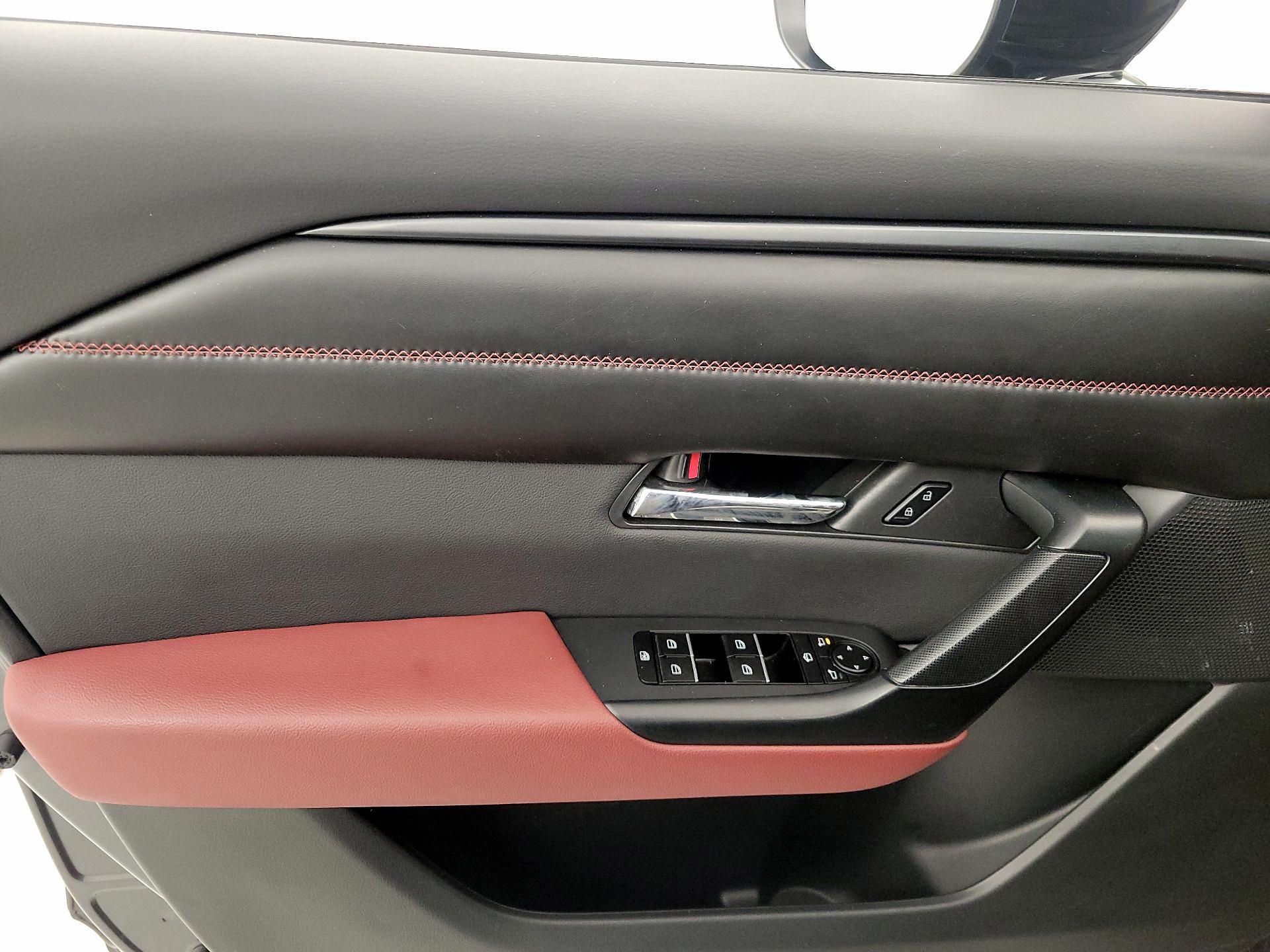 Thumbnail: 2025 Mazda CX-50 - 12