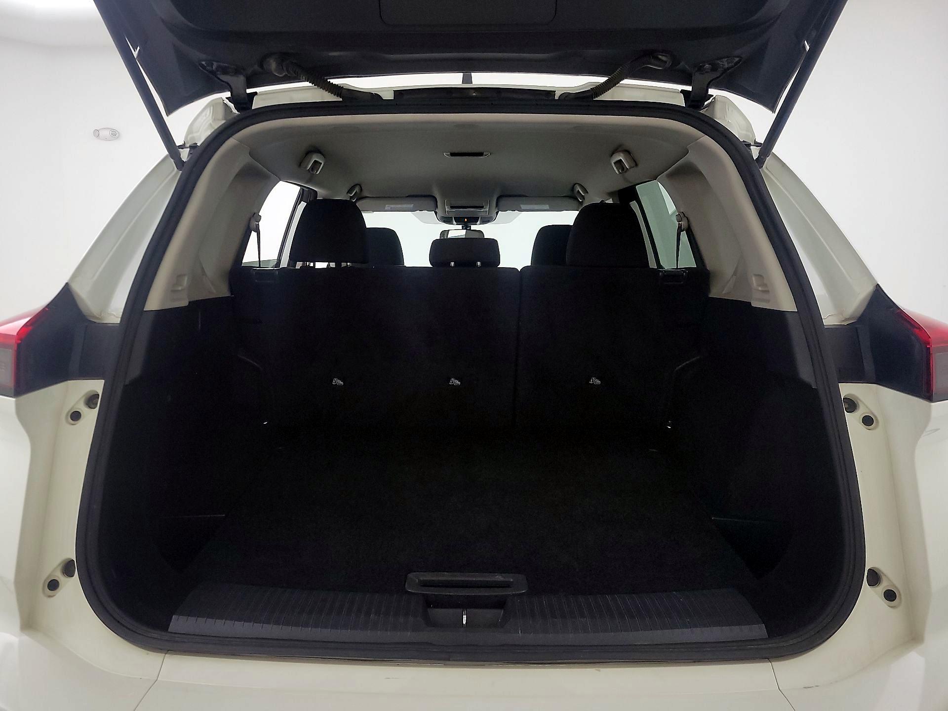 Thumbnail: 2024 Nissan Rogue - 20