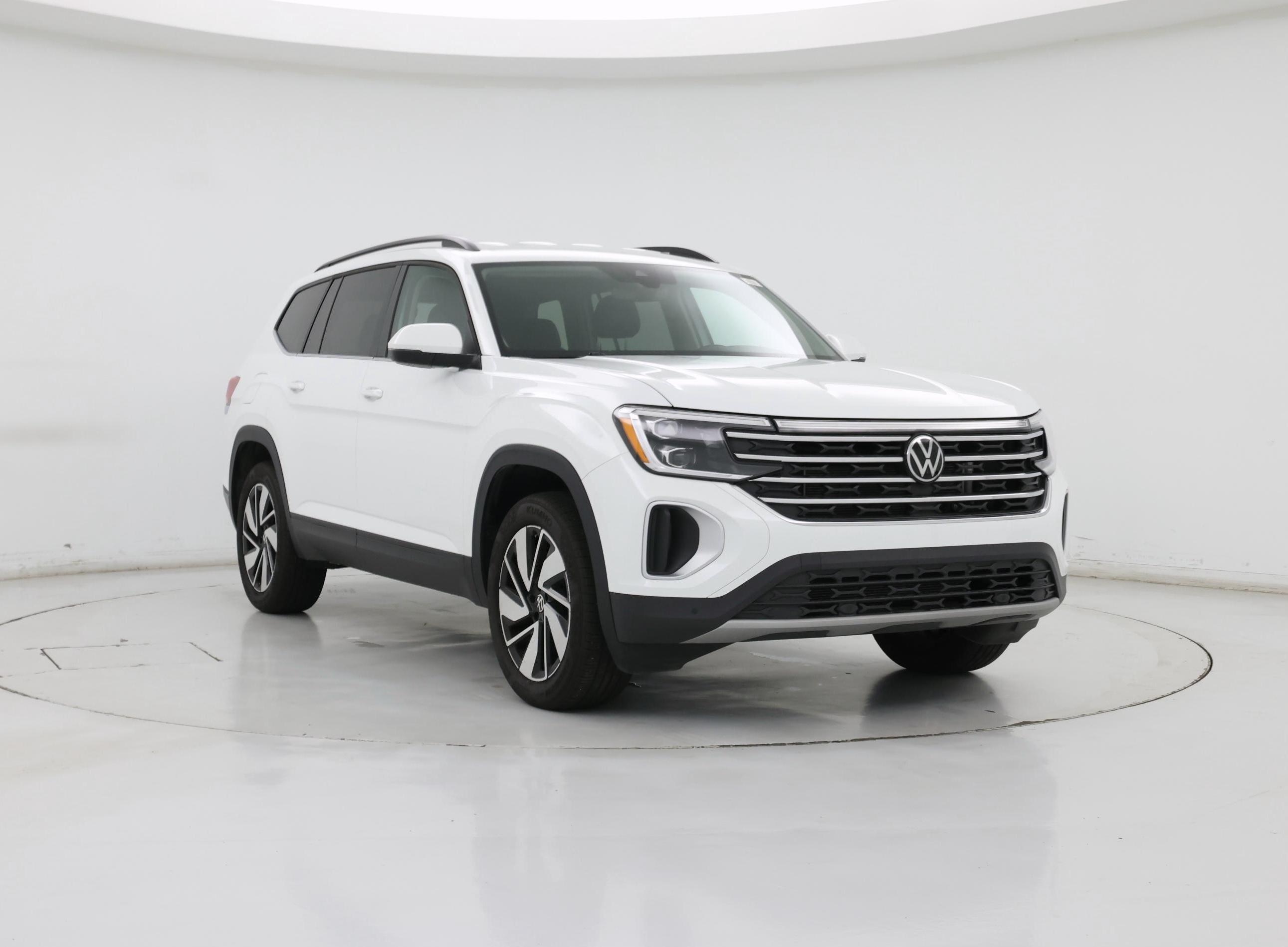 White 2025 Volkswagen Atlas SE FWD with Technology SUV / Crossover Front-Wheel Drive Automatic