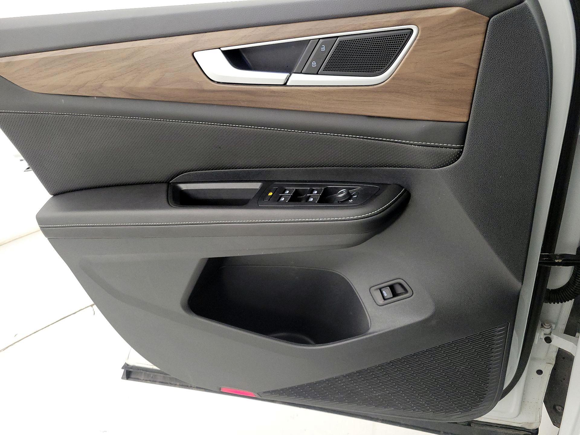 Thumbnail: 2025 Volkswagen Atlas - 12