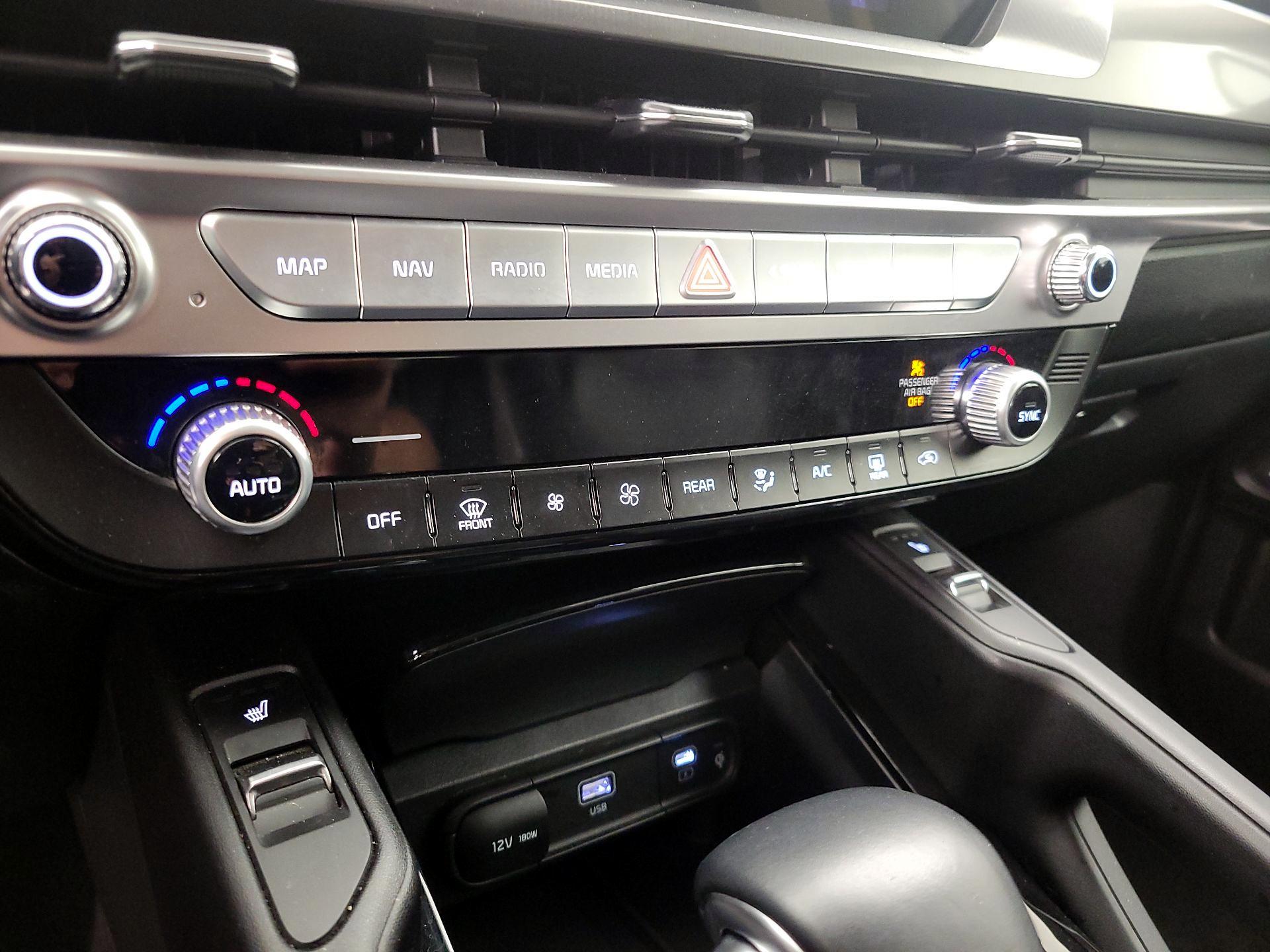 Thumbnail: 2025 Kia Telluride - 17