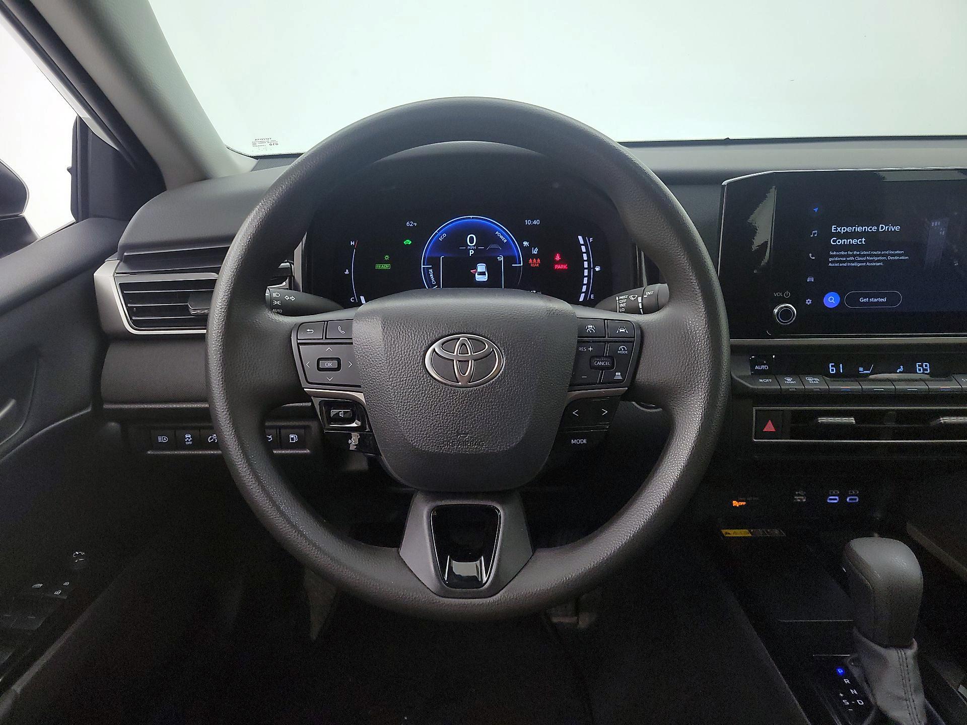 Thumbnail: 2025 Toyota Camry - 10