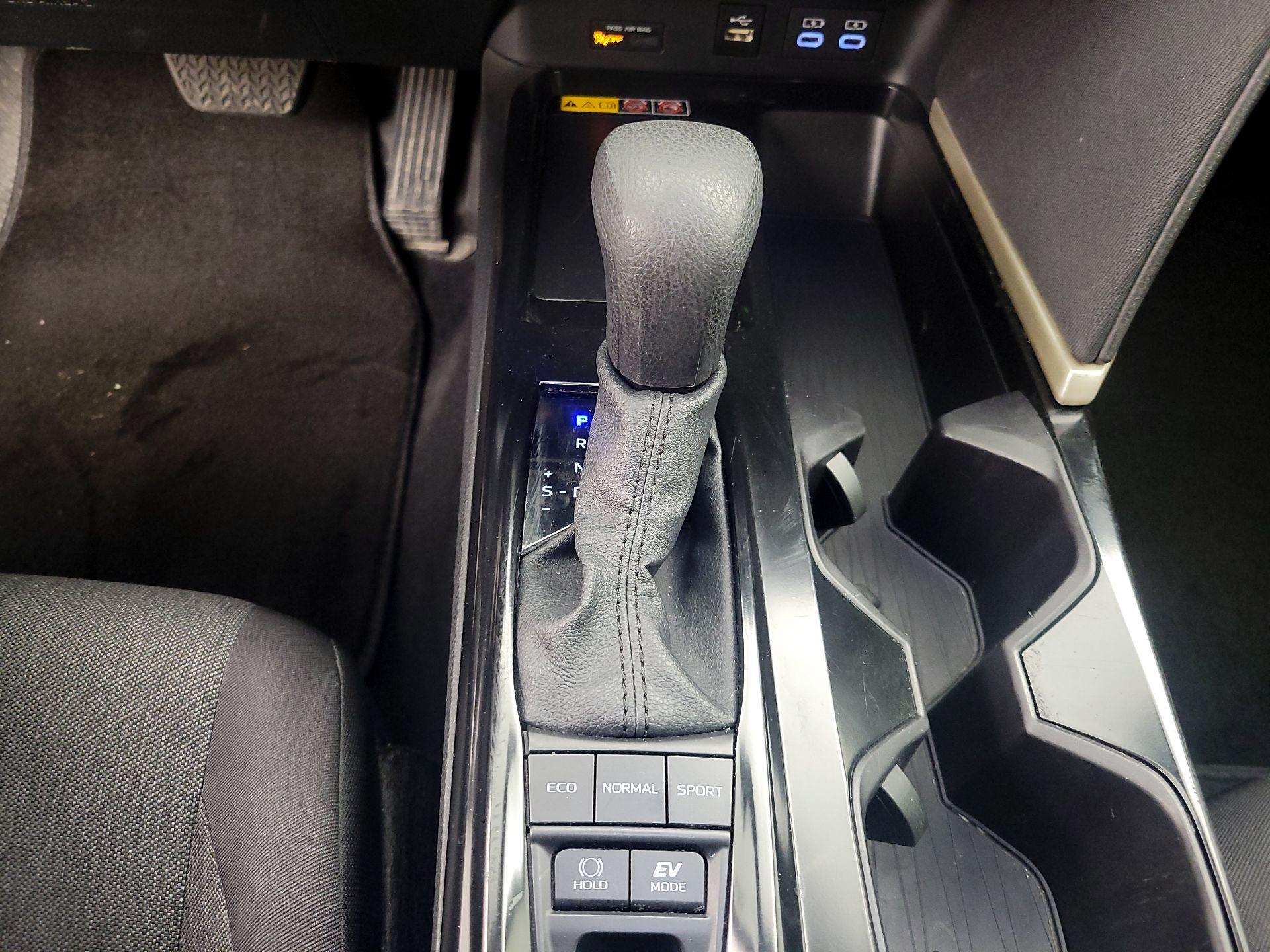 Thumbnail: 2025 Toyota Camry - 17