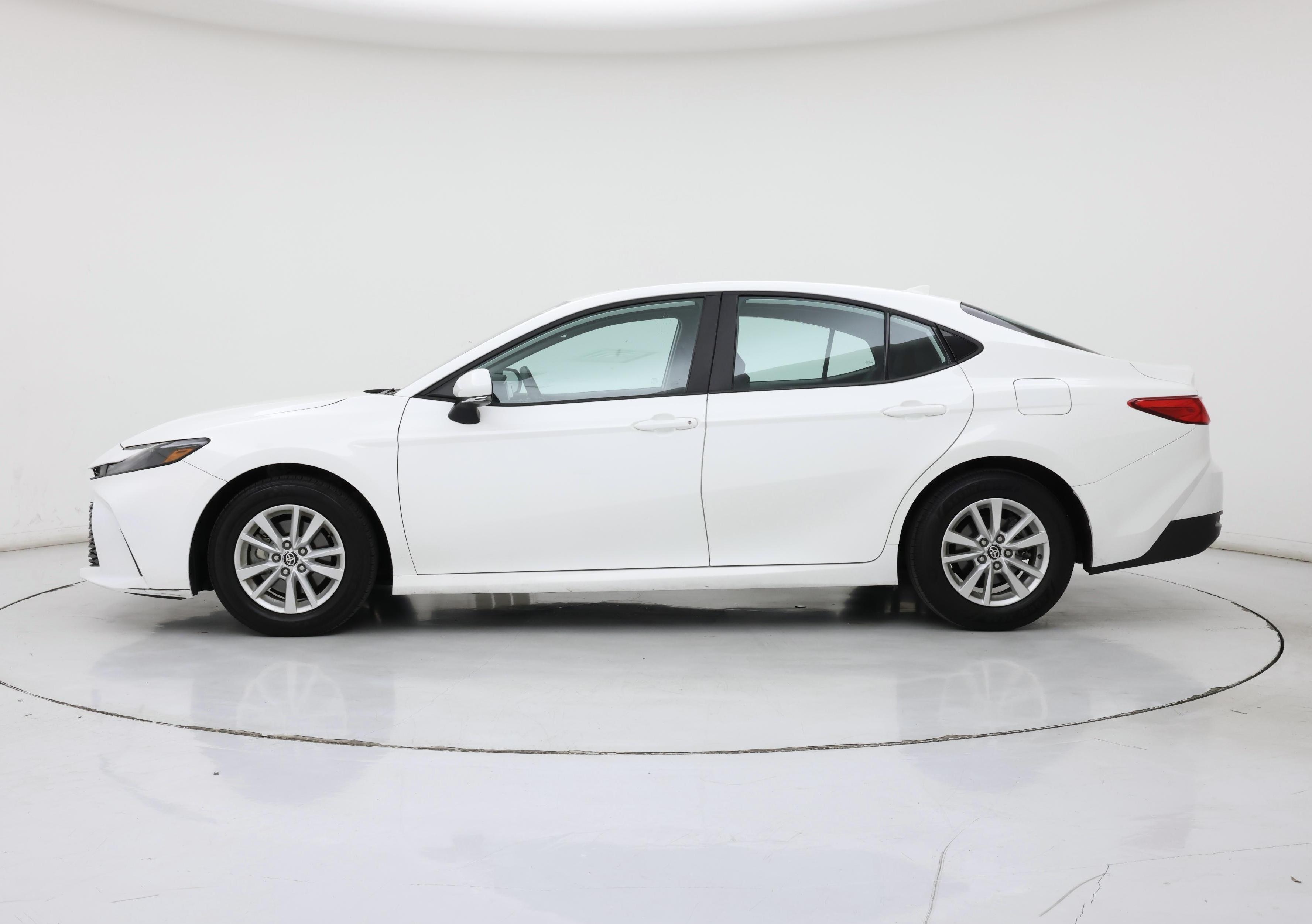 Thumbnail: 2025 Toyota Camry - 3