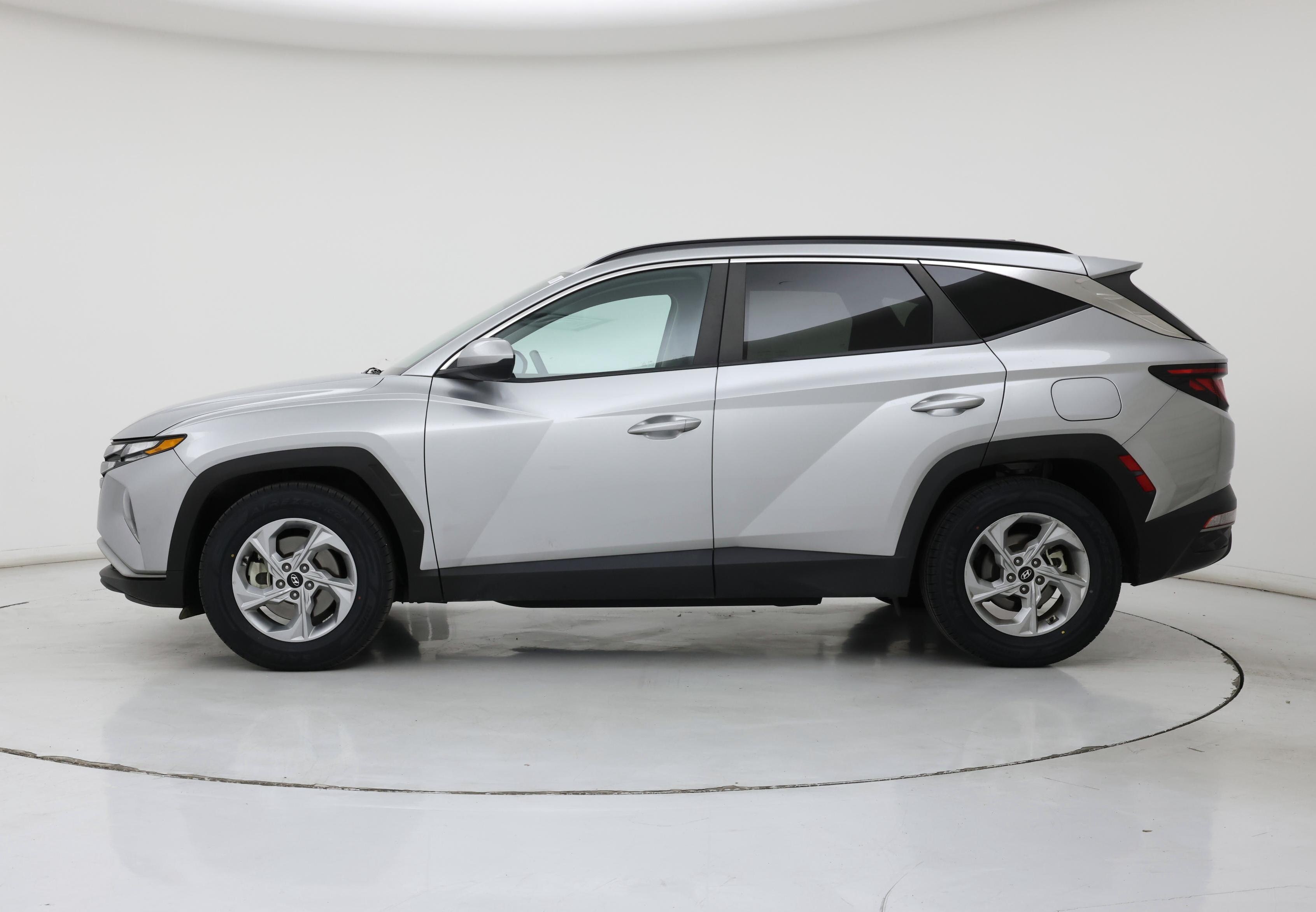 Thumbnail: 2024 Hyundai Tucson - 3