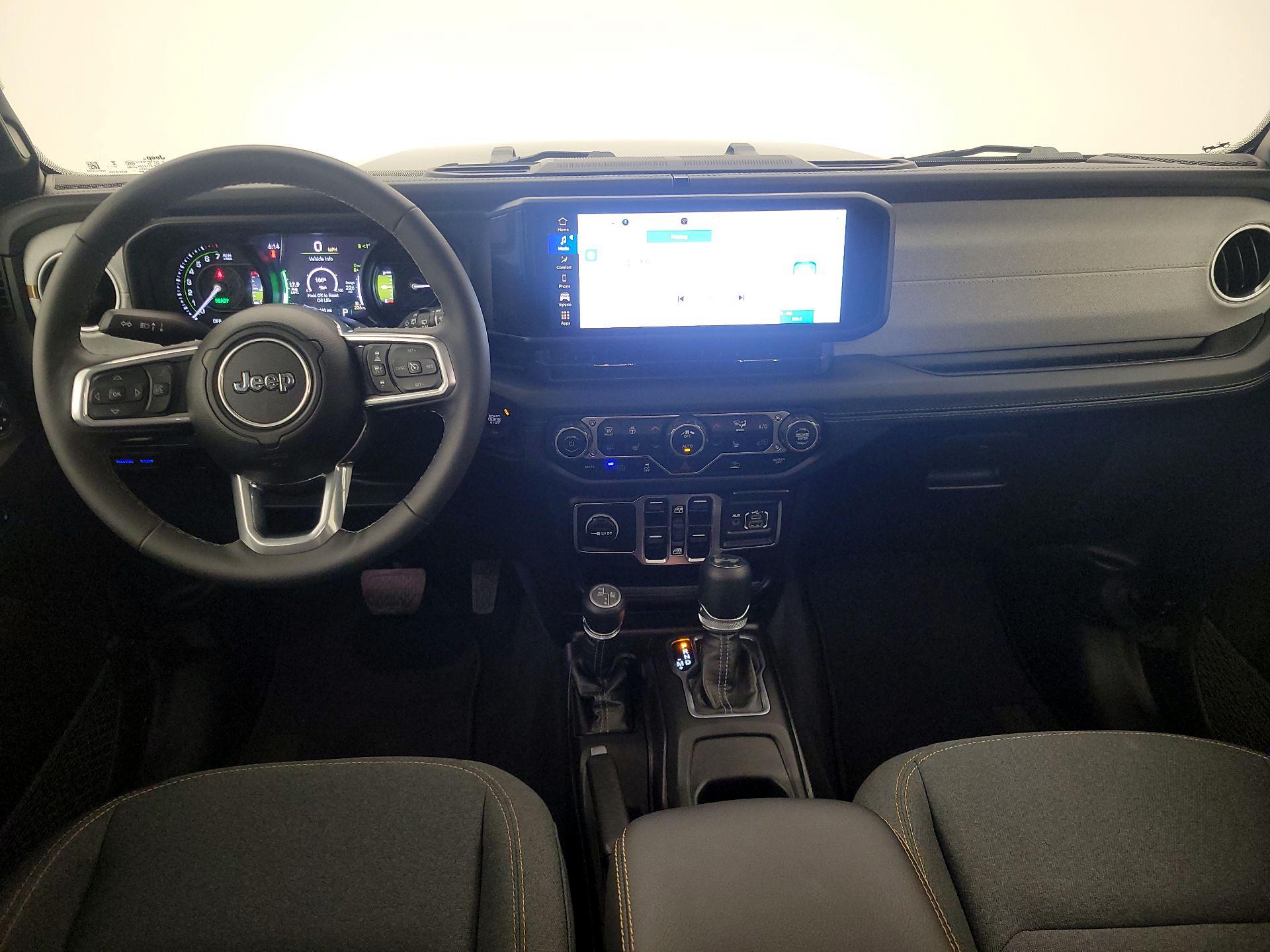 Thumbnail: 2025 Jeep Wrangler - 9