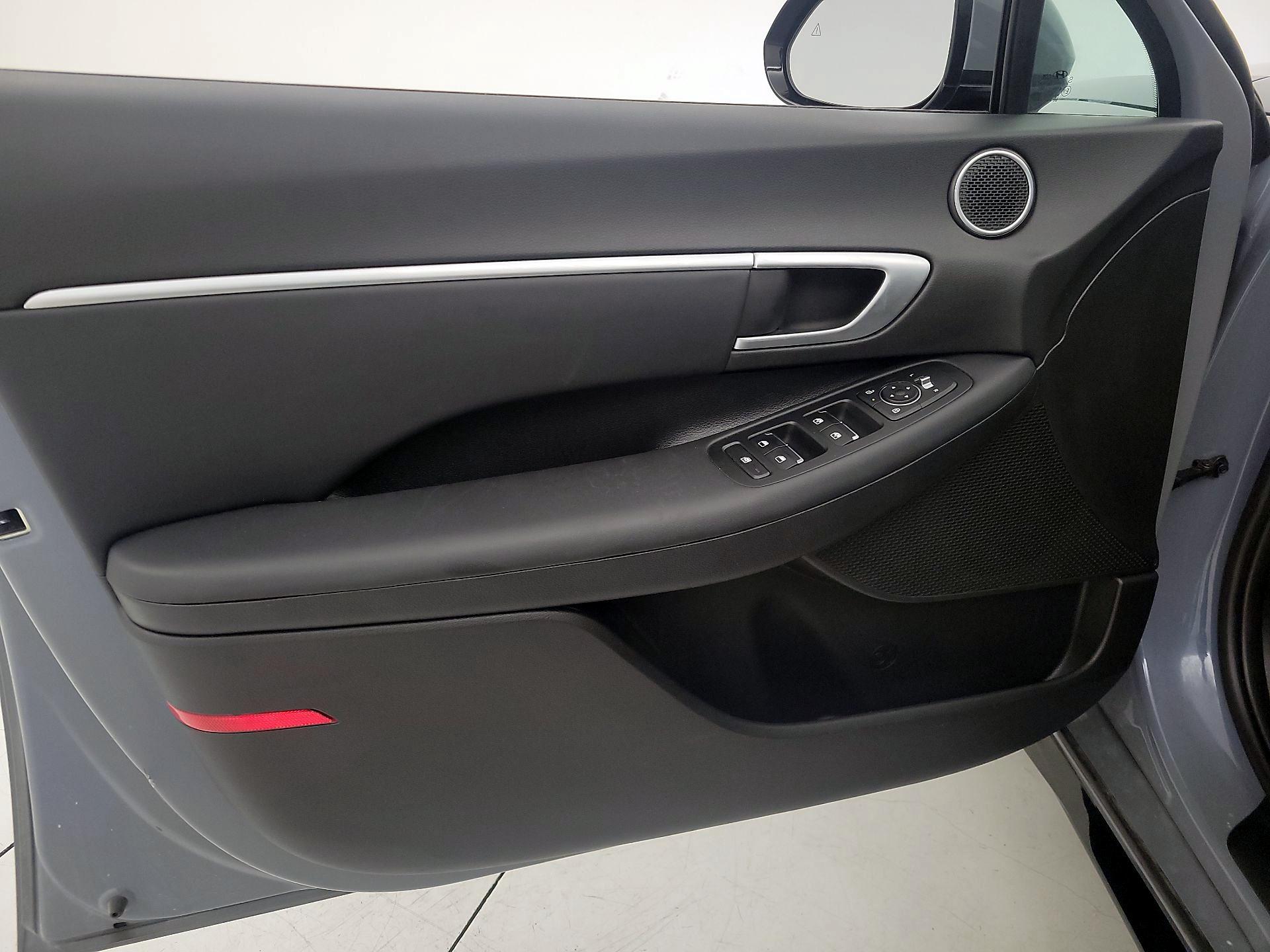 Thumbnail: 2025 Hyundai Sonata - 12