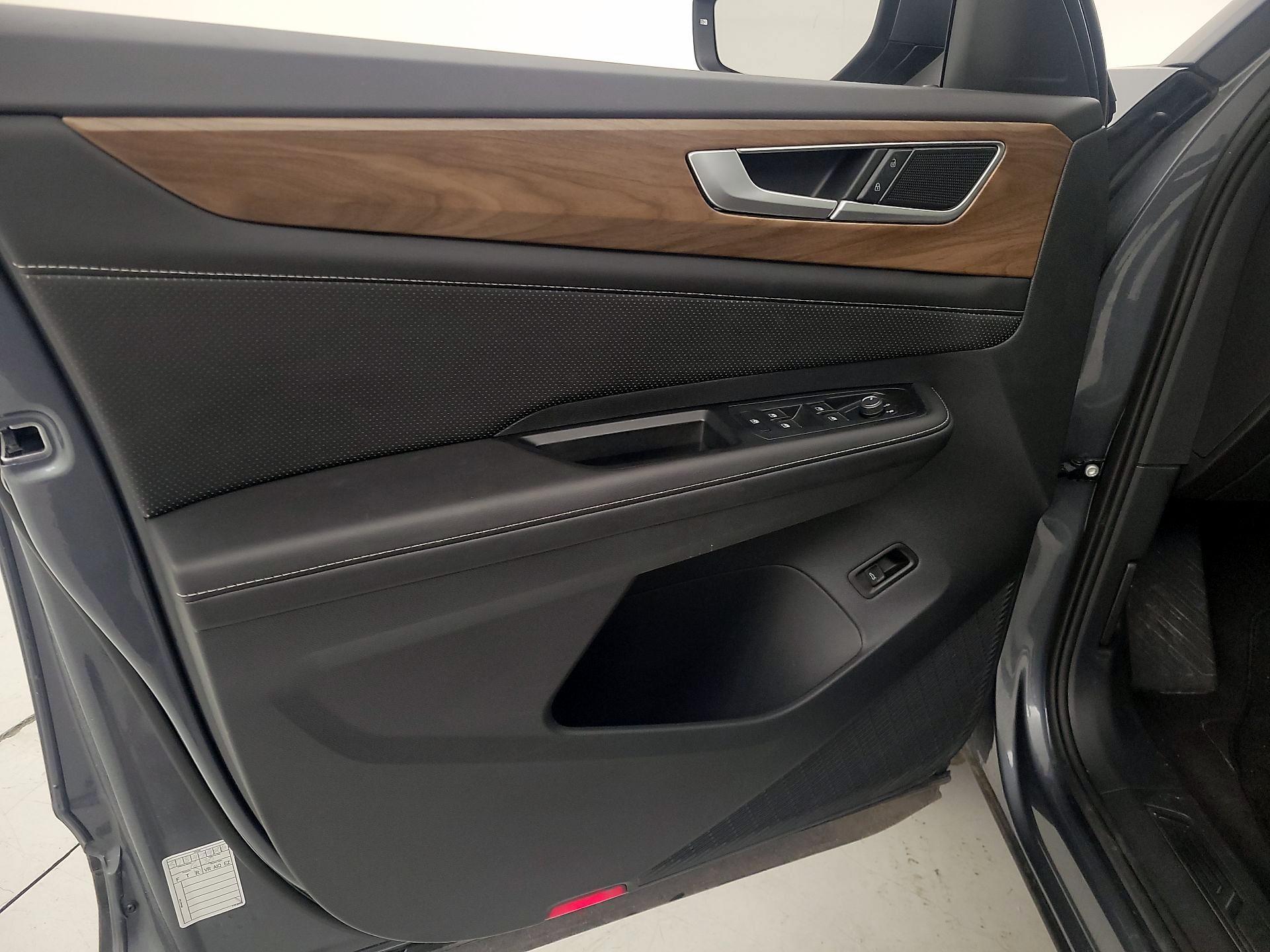 Thumbnail: 2025 Volkswagen Atlas - 12