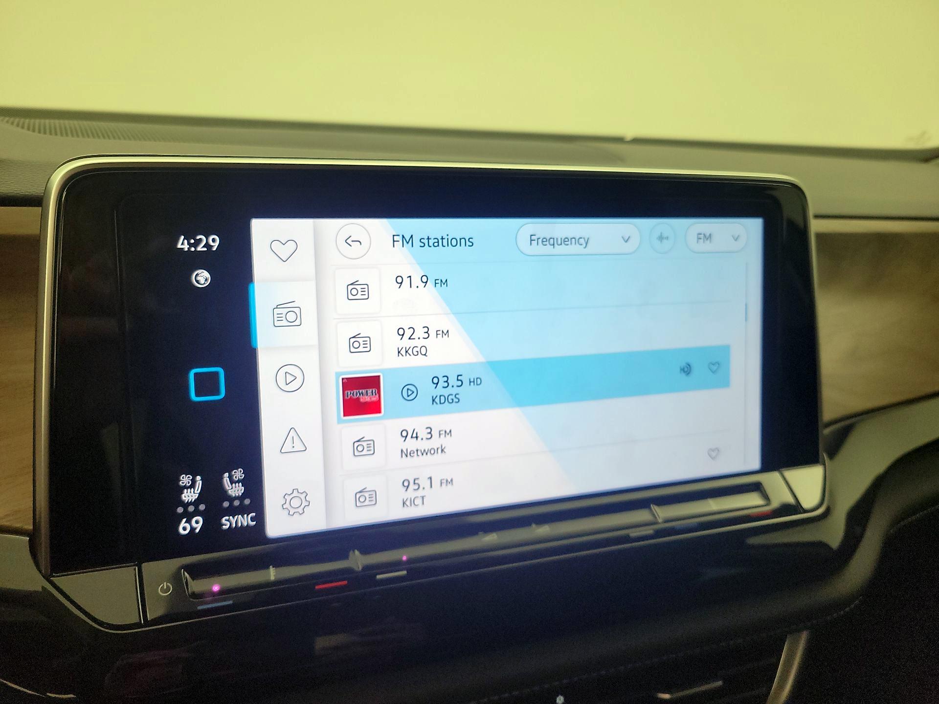 Thumbnail: 2025 Volkswagen Atlas - 15