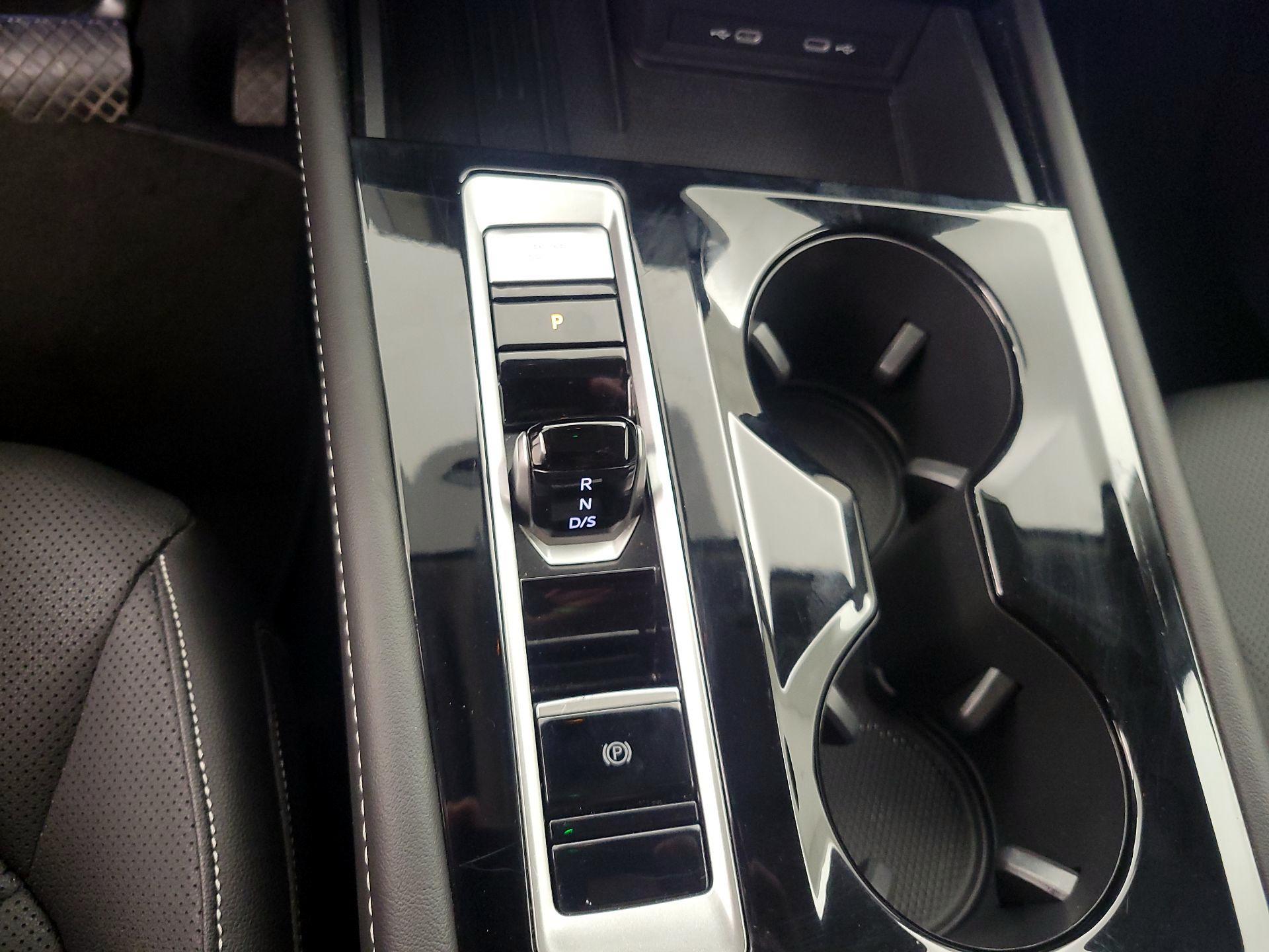 Thumbnail: 2025 Volkswagen Atlas - 17