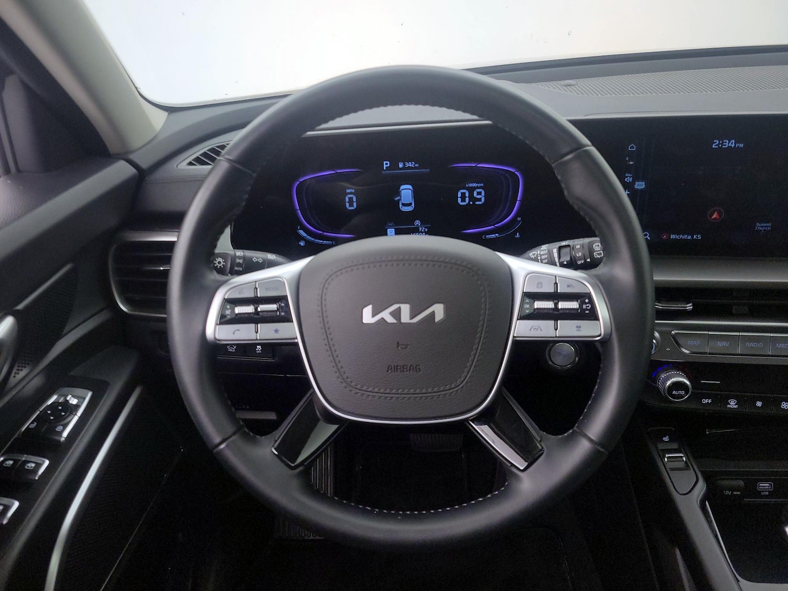 2025 Kia Telluride S - Photo 11