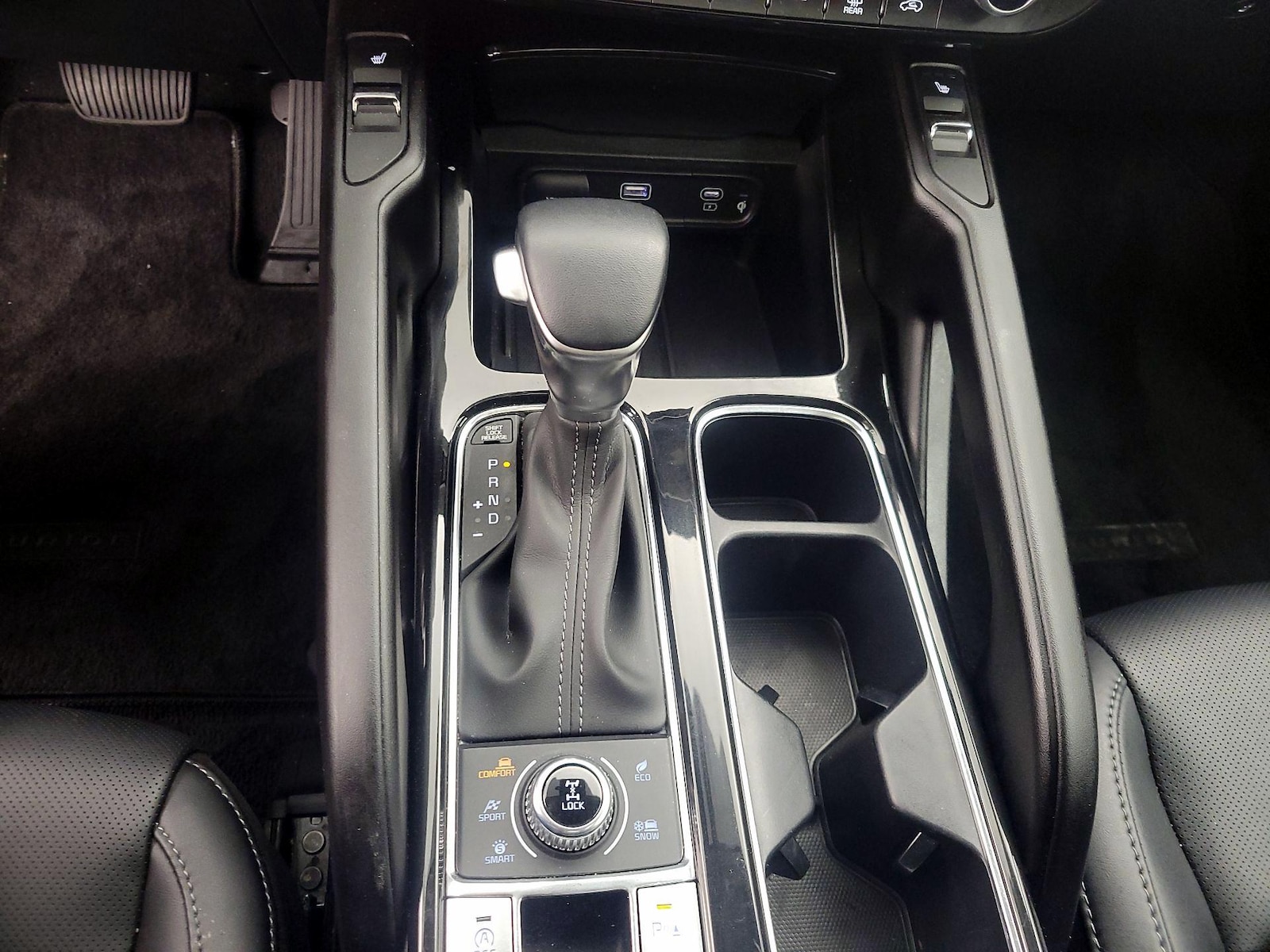 2025 Kia Telluride S - Photo 19