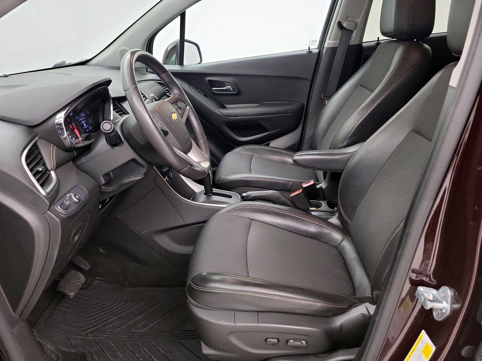 Thumbnail: 2020 Chevrolet Trax - 11