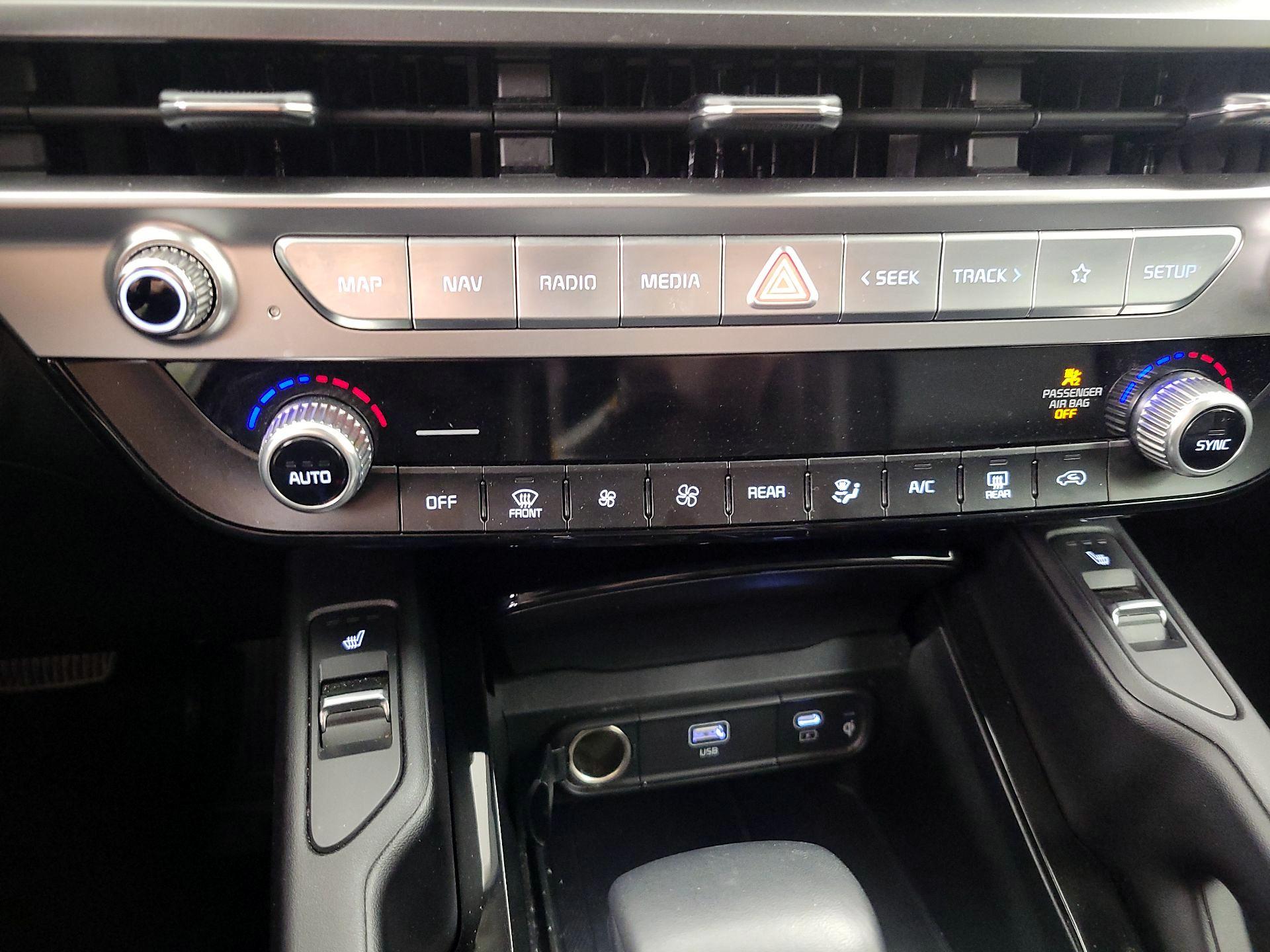 Thumbnail: 2025 Kia Telluride - 17