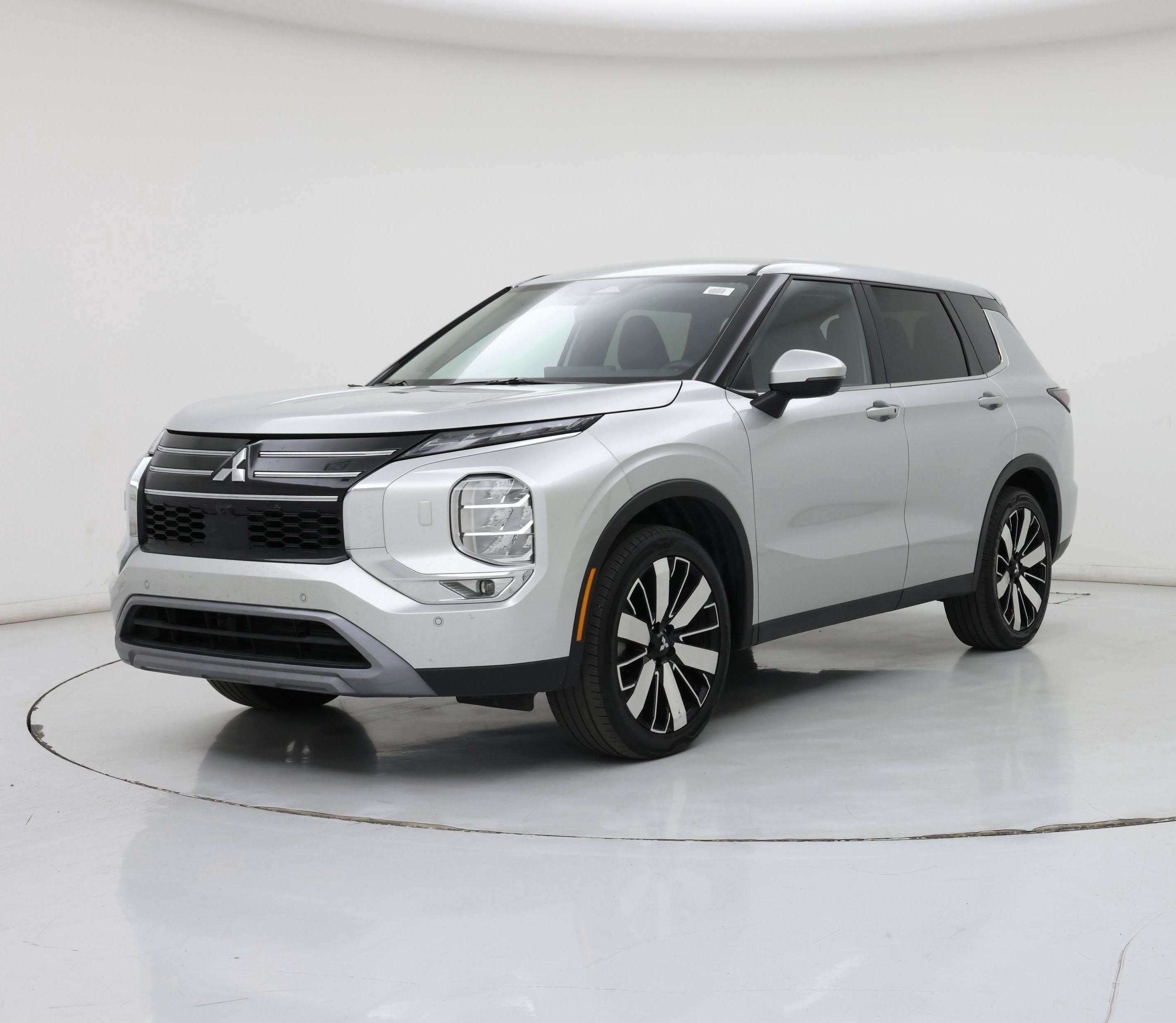 Thumbnail: 2025 Mitsubishi Outlander - 4