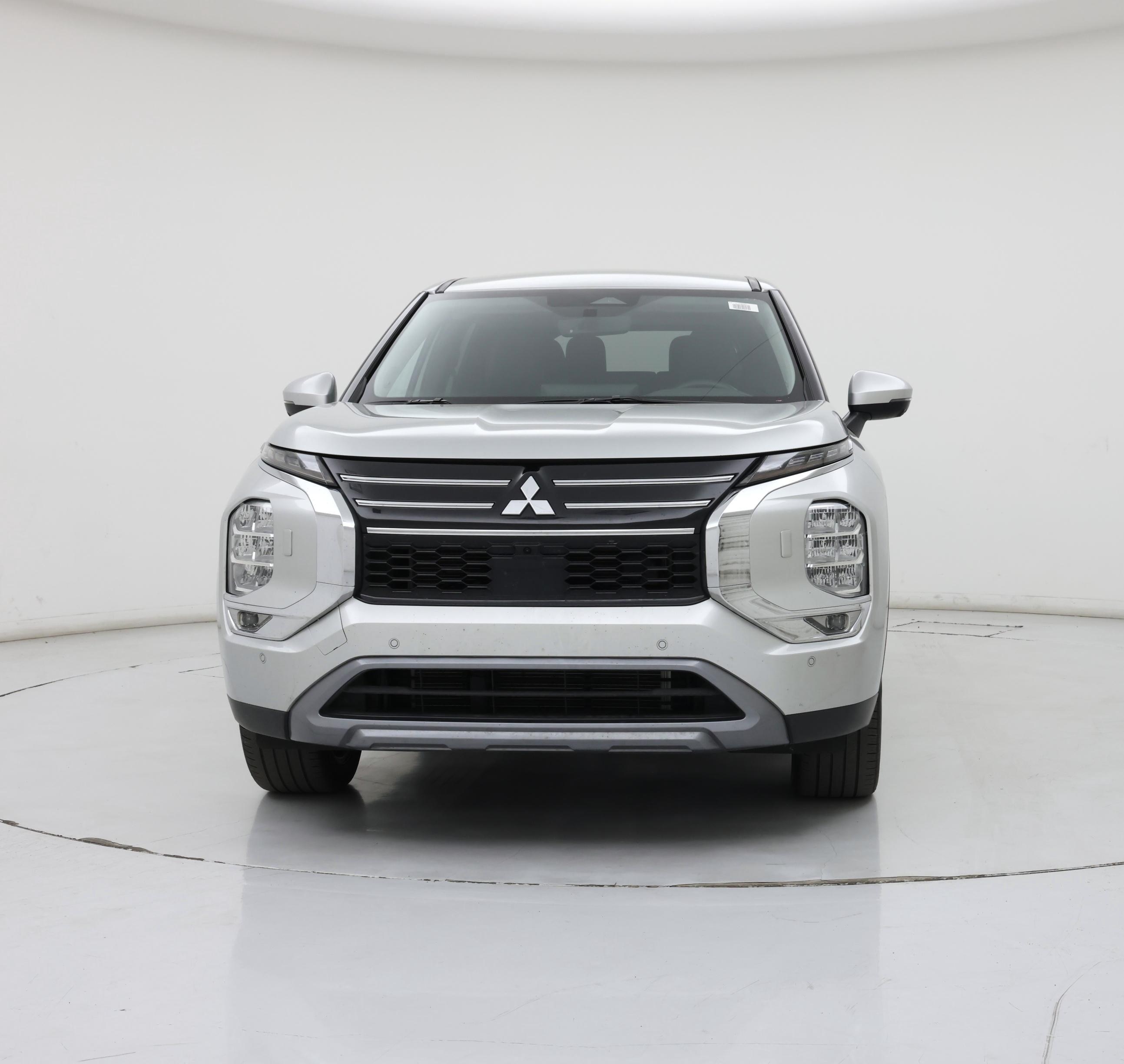 Thumbnail: 2025 Mitsubishi Outlander - 5