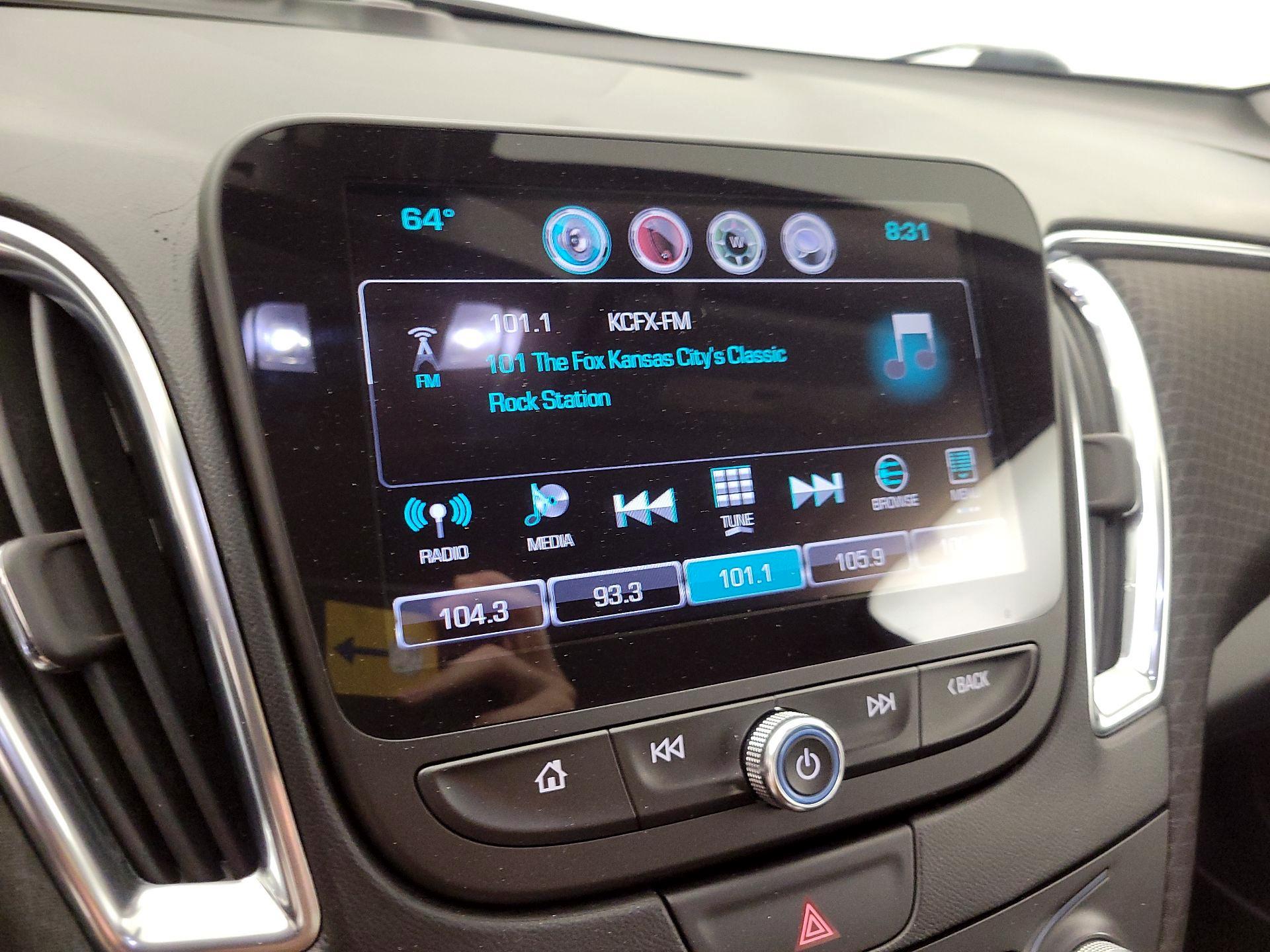 Thumbnail: 2016 Chevrolet Malibu - 15