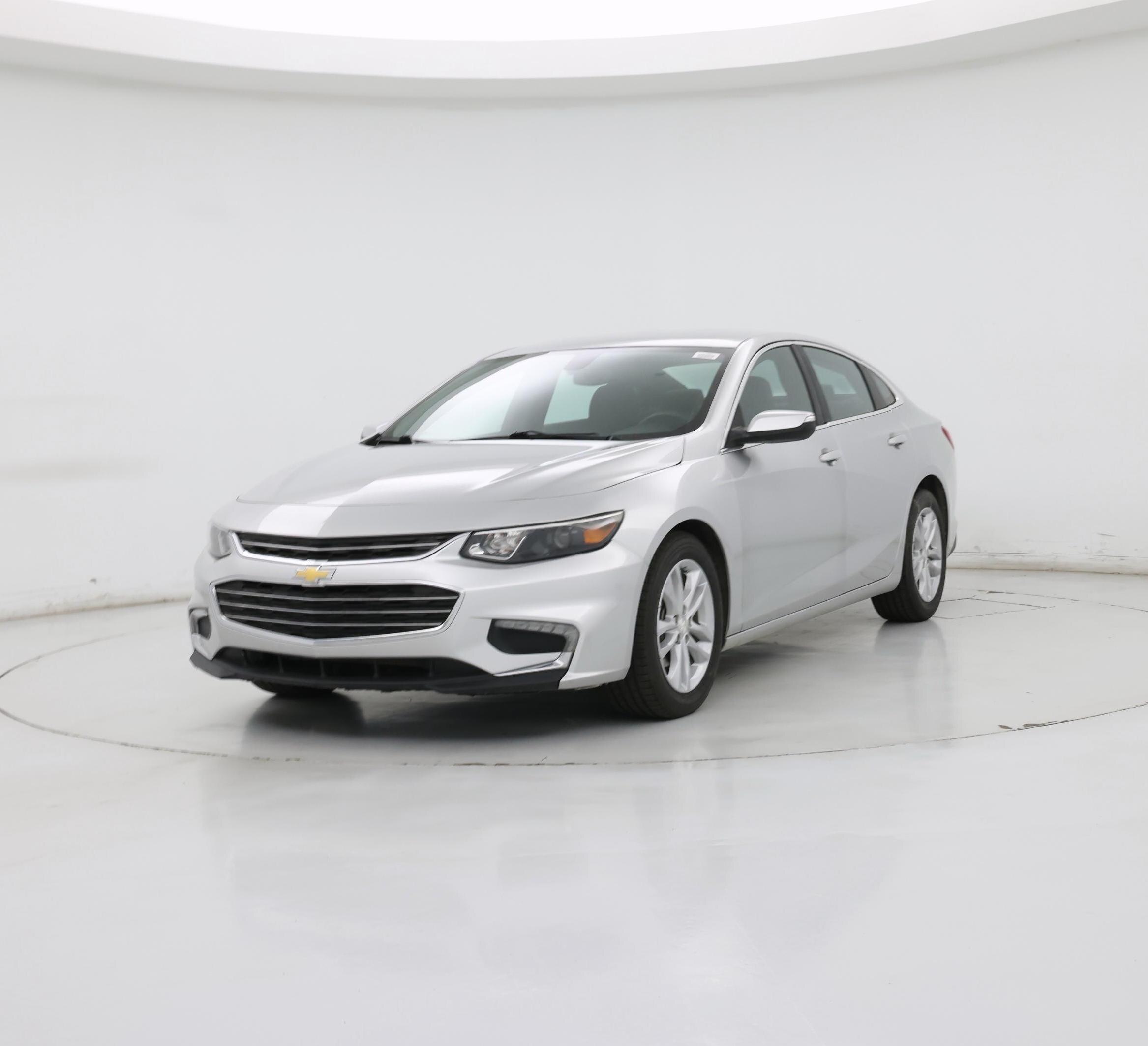 Thumbnail: 2016 Chevrolet Malibu - 4
