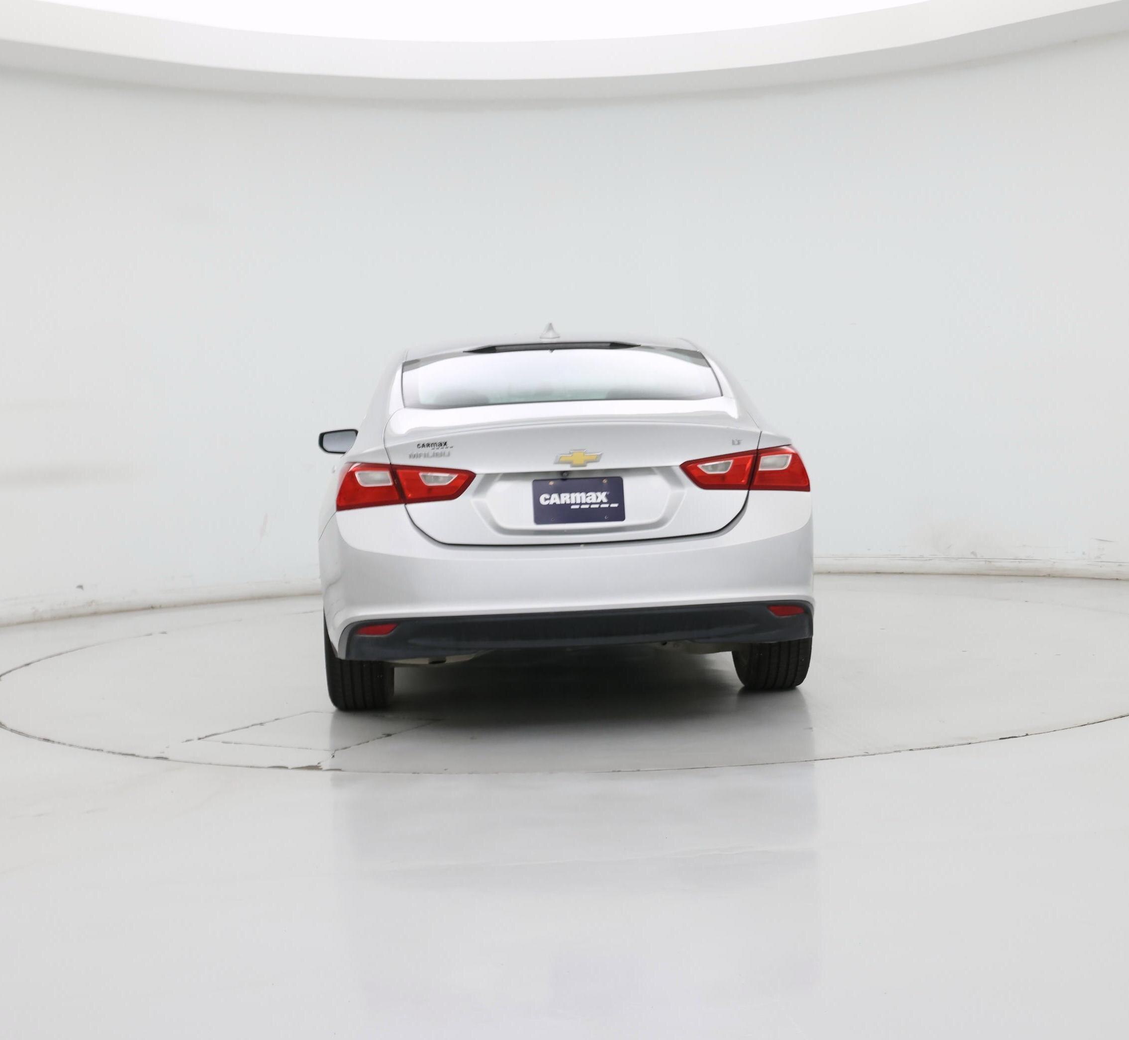 Thumbnail: 2016 Chevrolet Malibu - 6