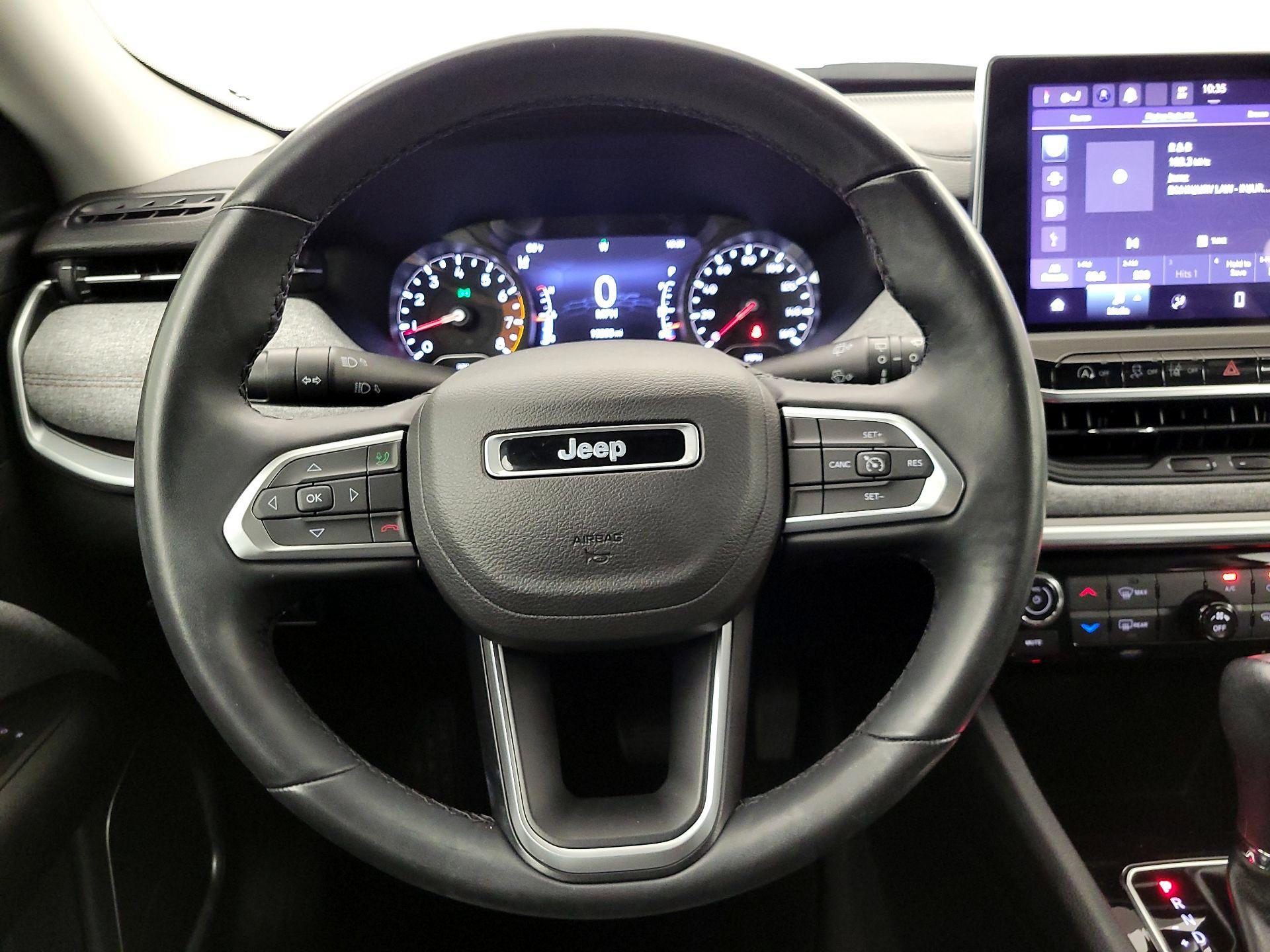 Thumbnail: 2022 Jeep Compass - 10