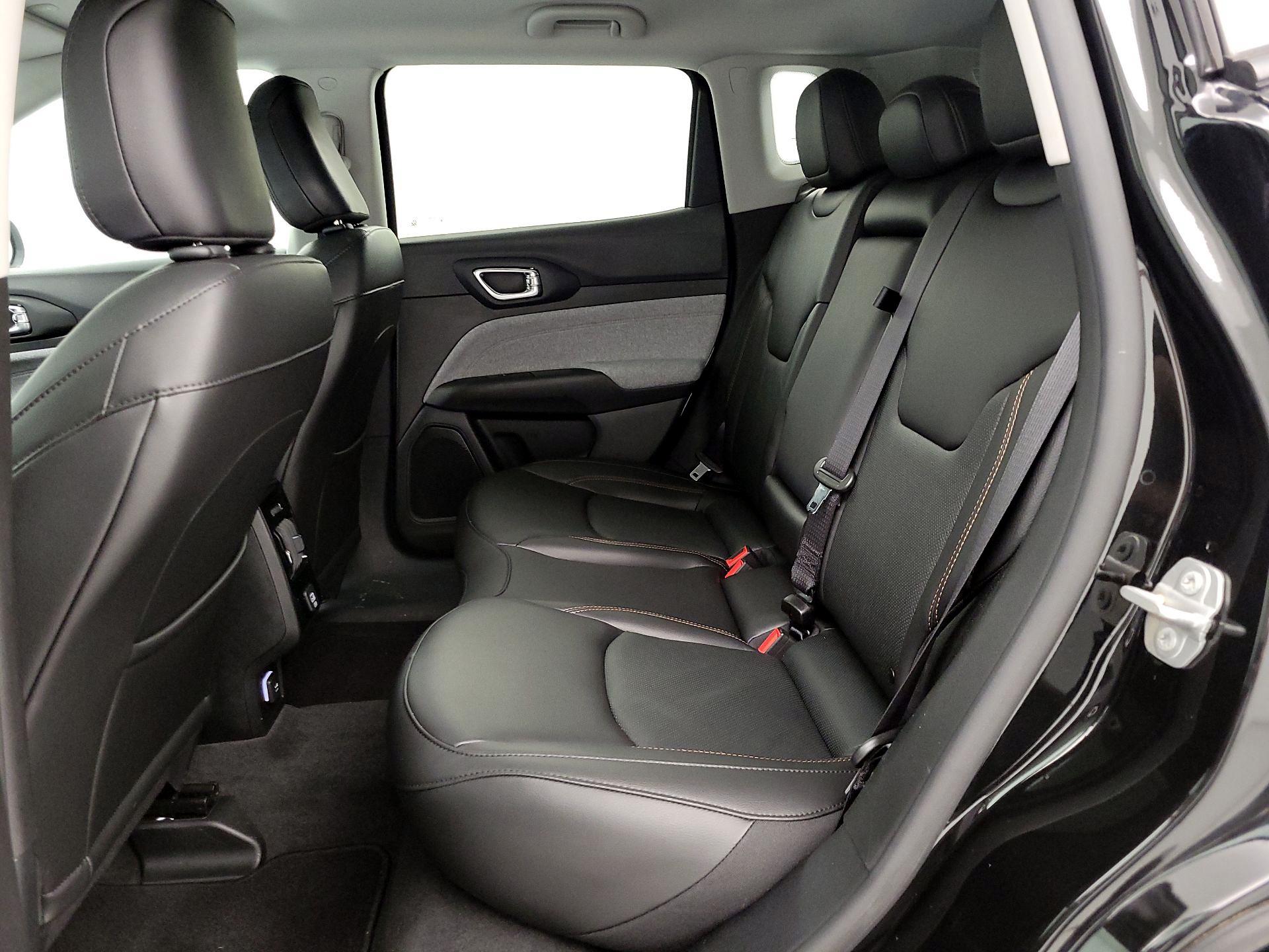 Thumbnail: 2022 Jeep Compass - 19