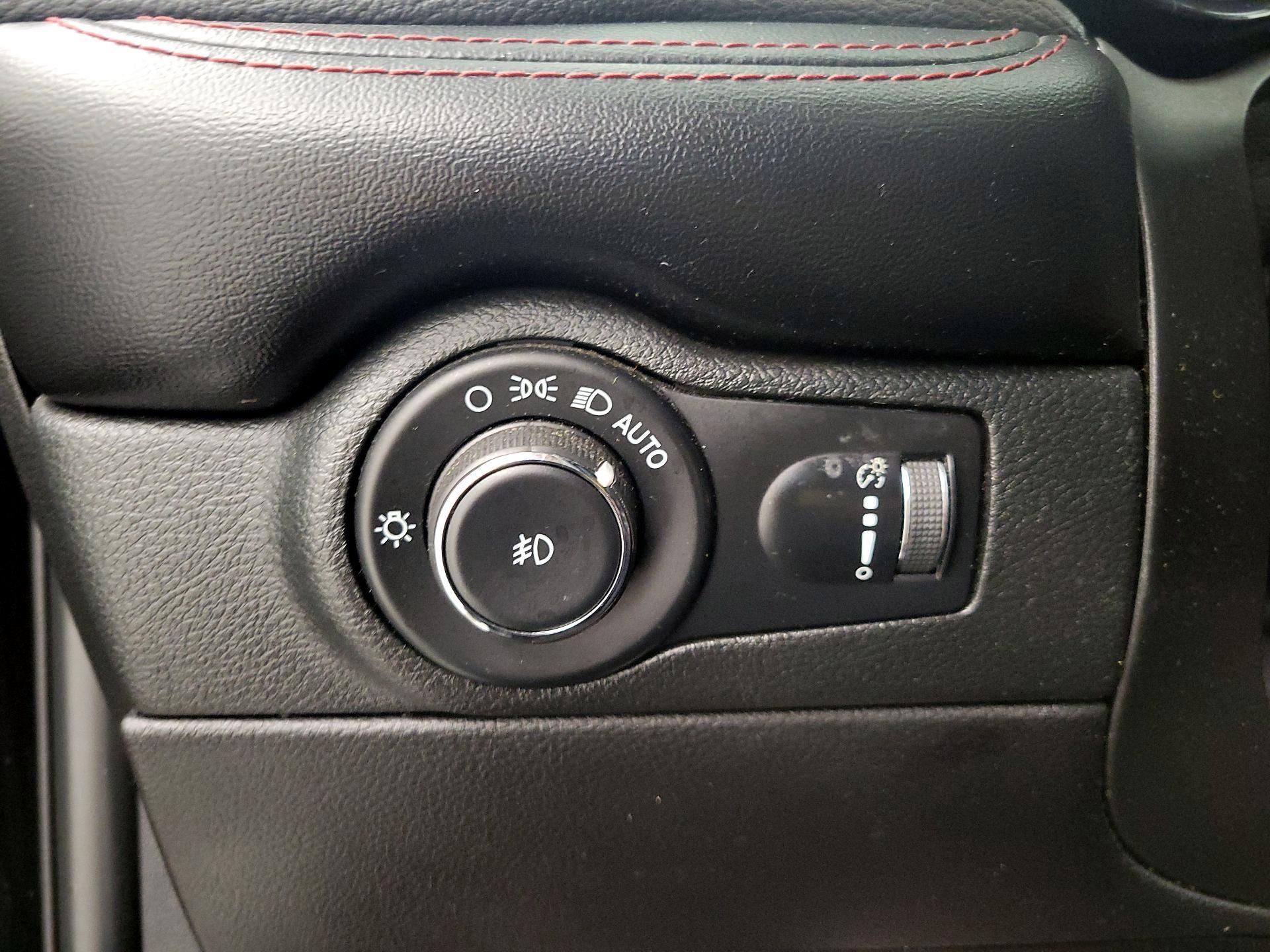 Thumbnail: 2023 Dodge Durango - 13