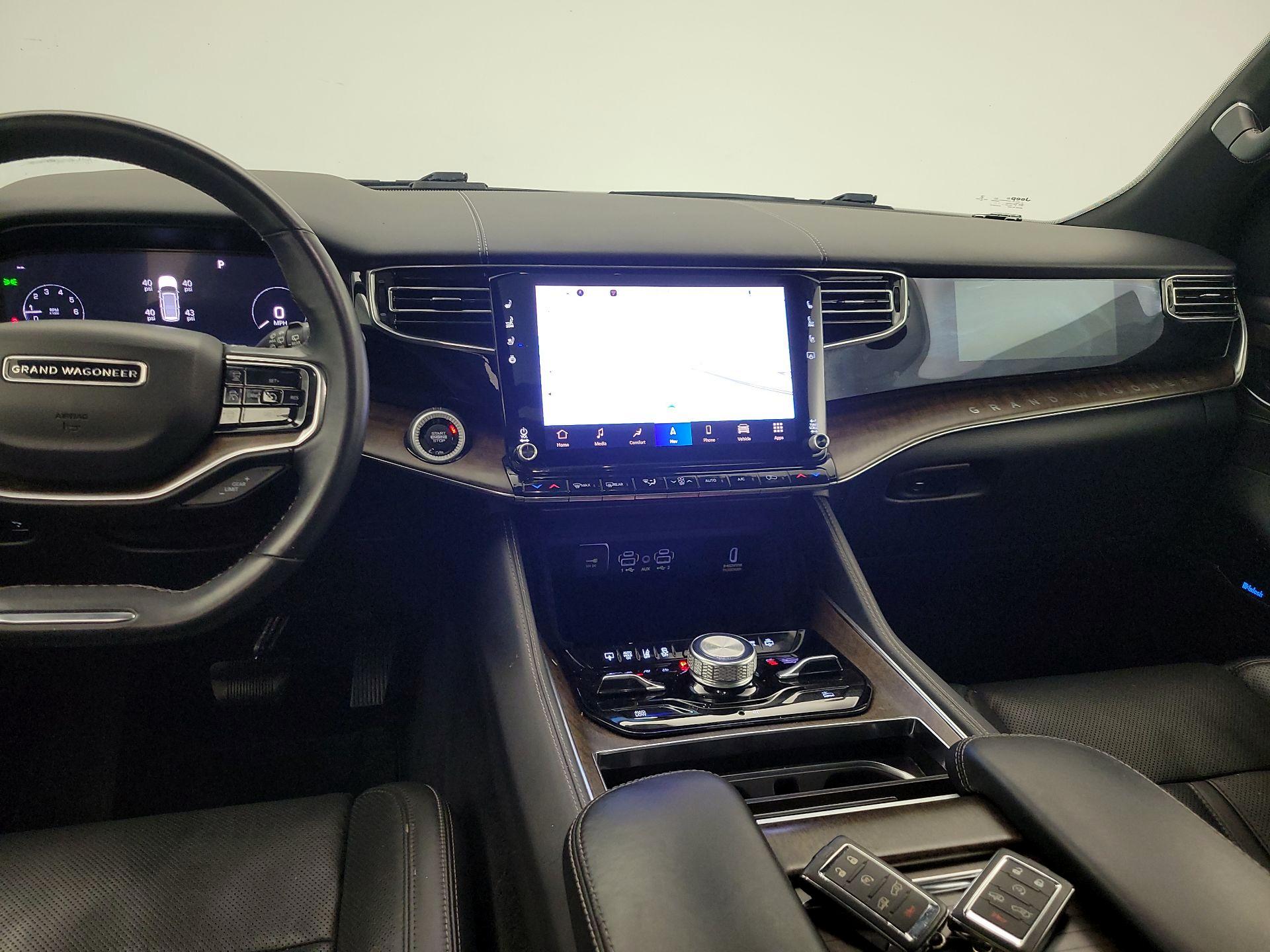 Thumbnail: 2022 Jeep Grand Wagoneer - 9