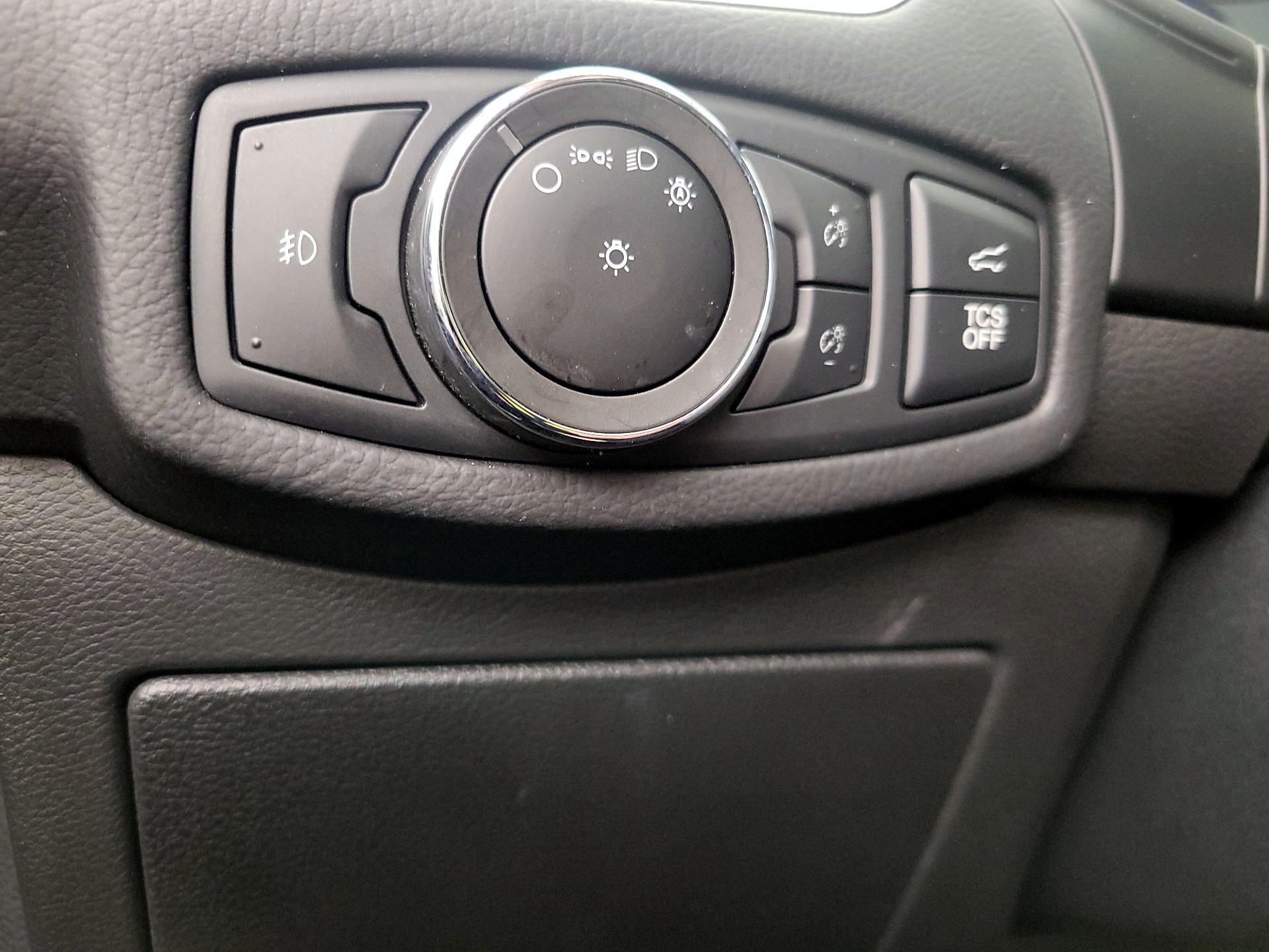 Thumbnail: 2023 Ford Edge - 13