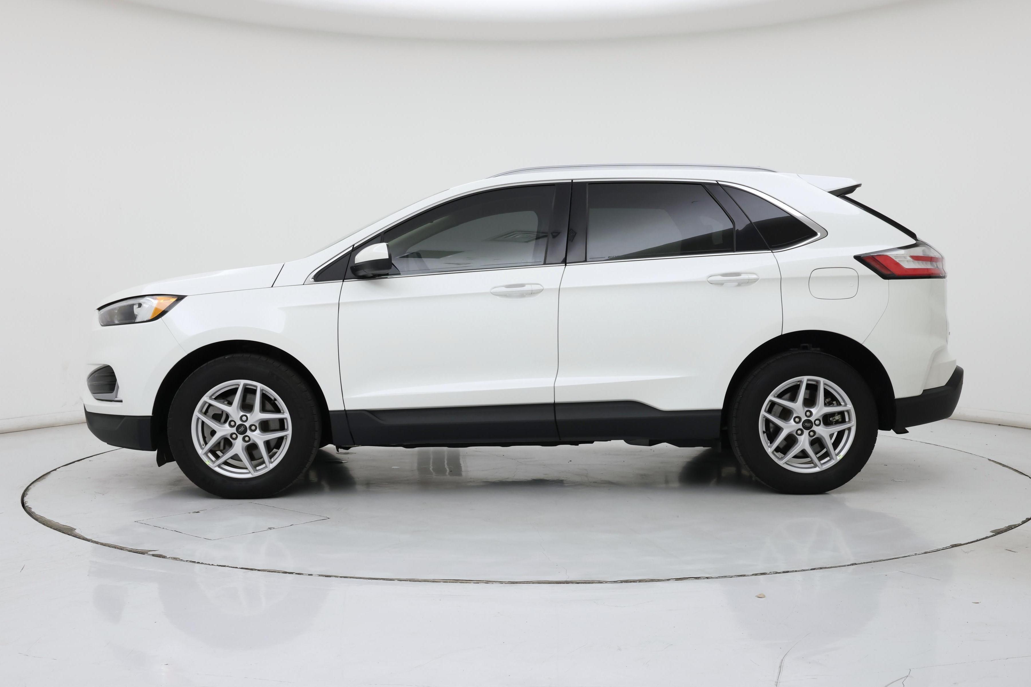 Thumbnail: 2023 Ford Edge - 3