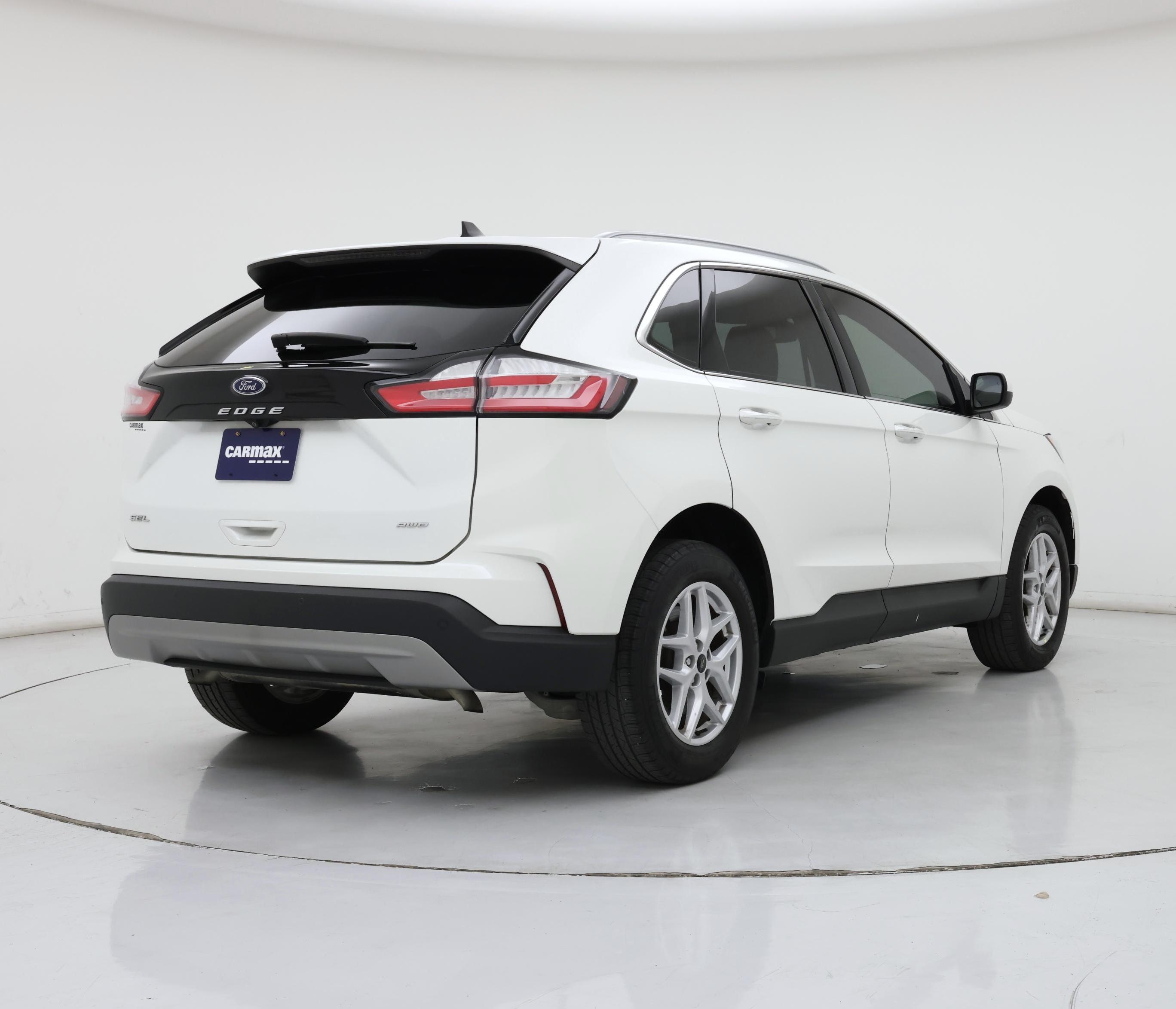 Thumbnail: 2023 Ford Edge - 8