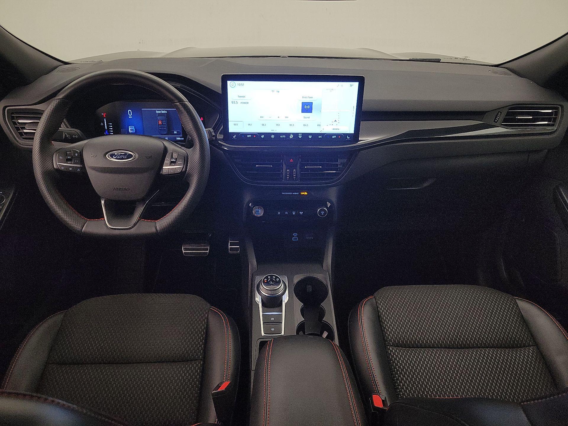 Thumbnail: 2023 Ford Escape - 9