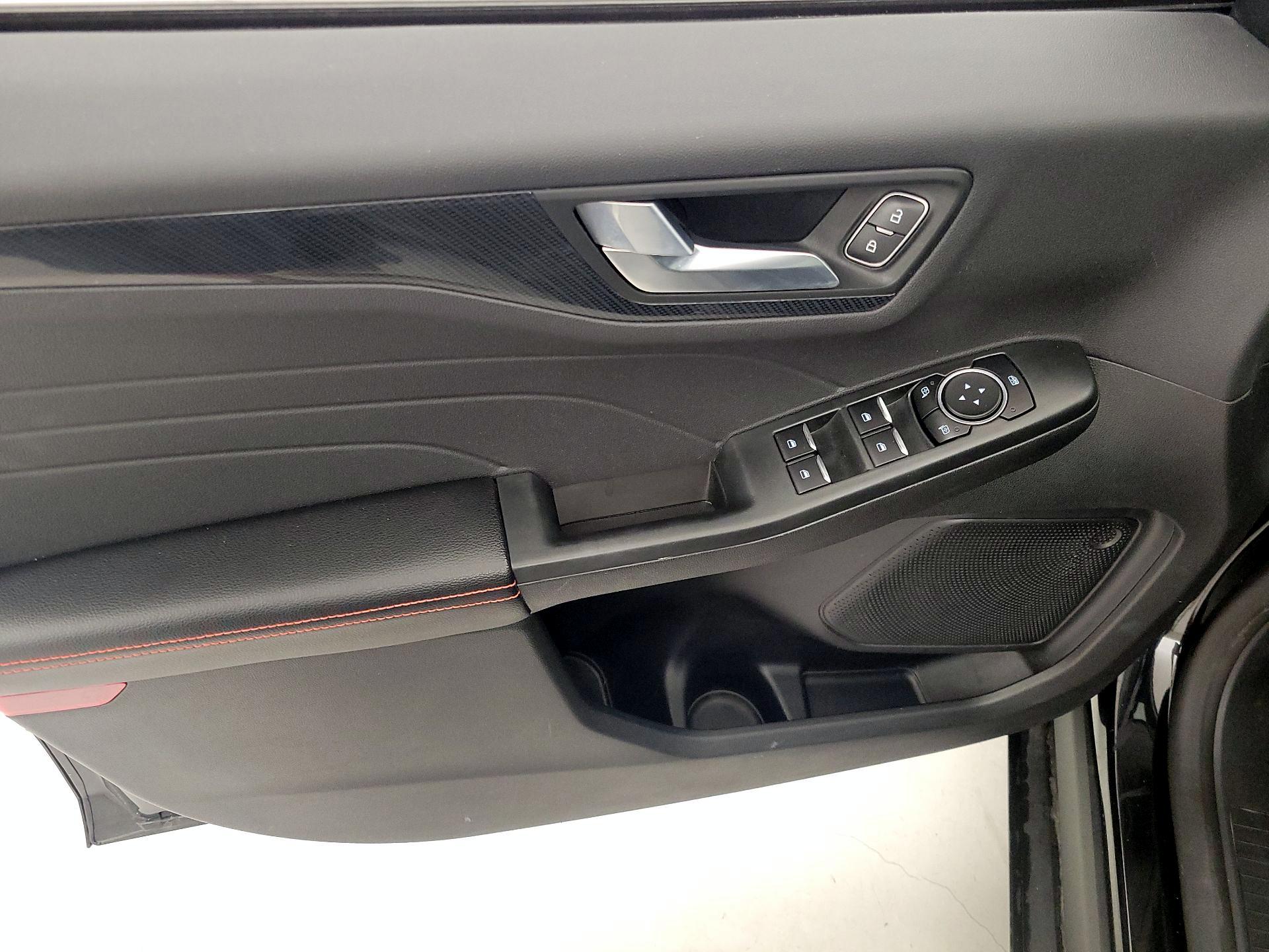 Thumbnail: 2023 Ford Escape - 12