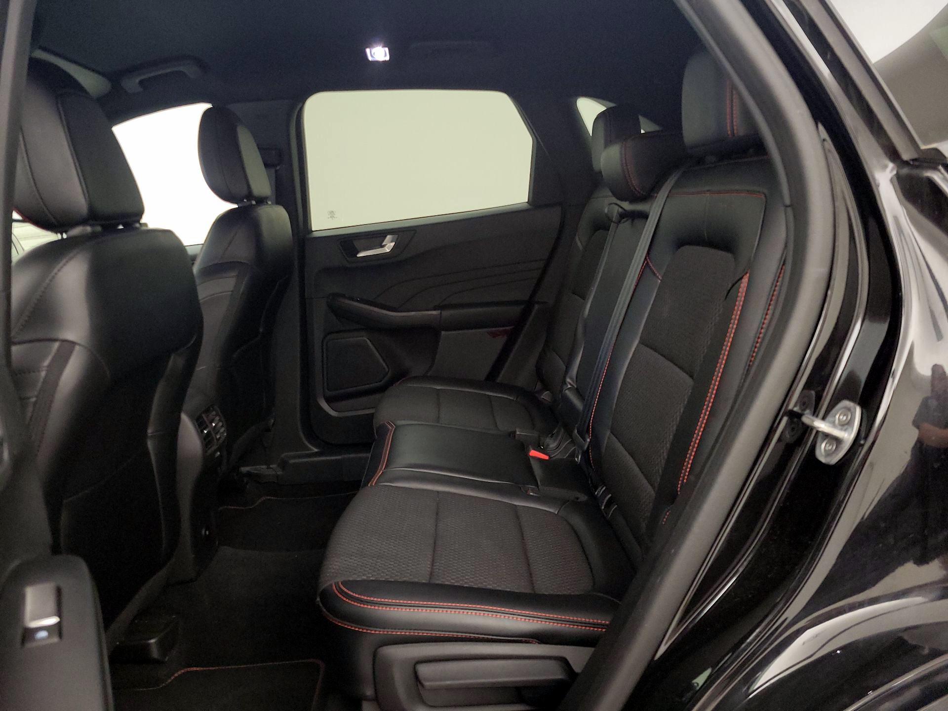 Thumbnail: 2023 Ford Escape - 20