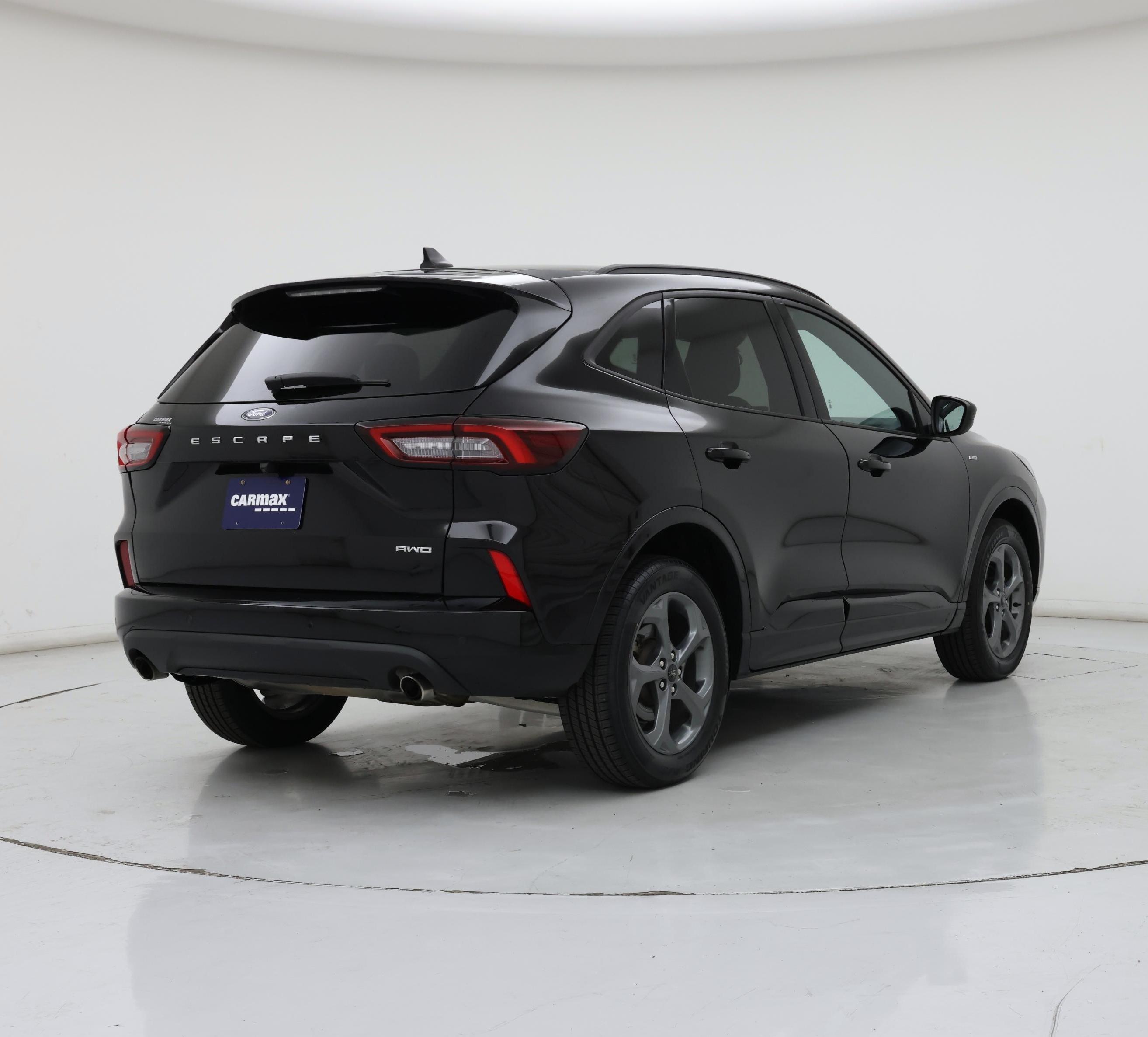 Thumbnail: 2023 Ford Escape - 8