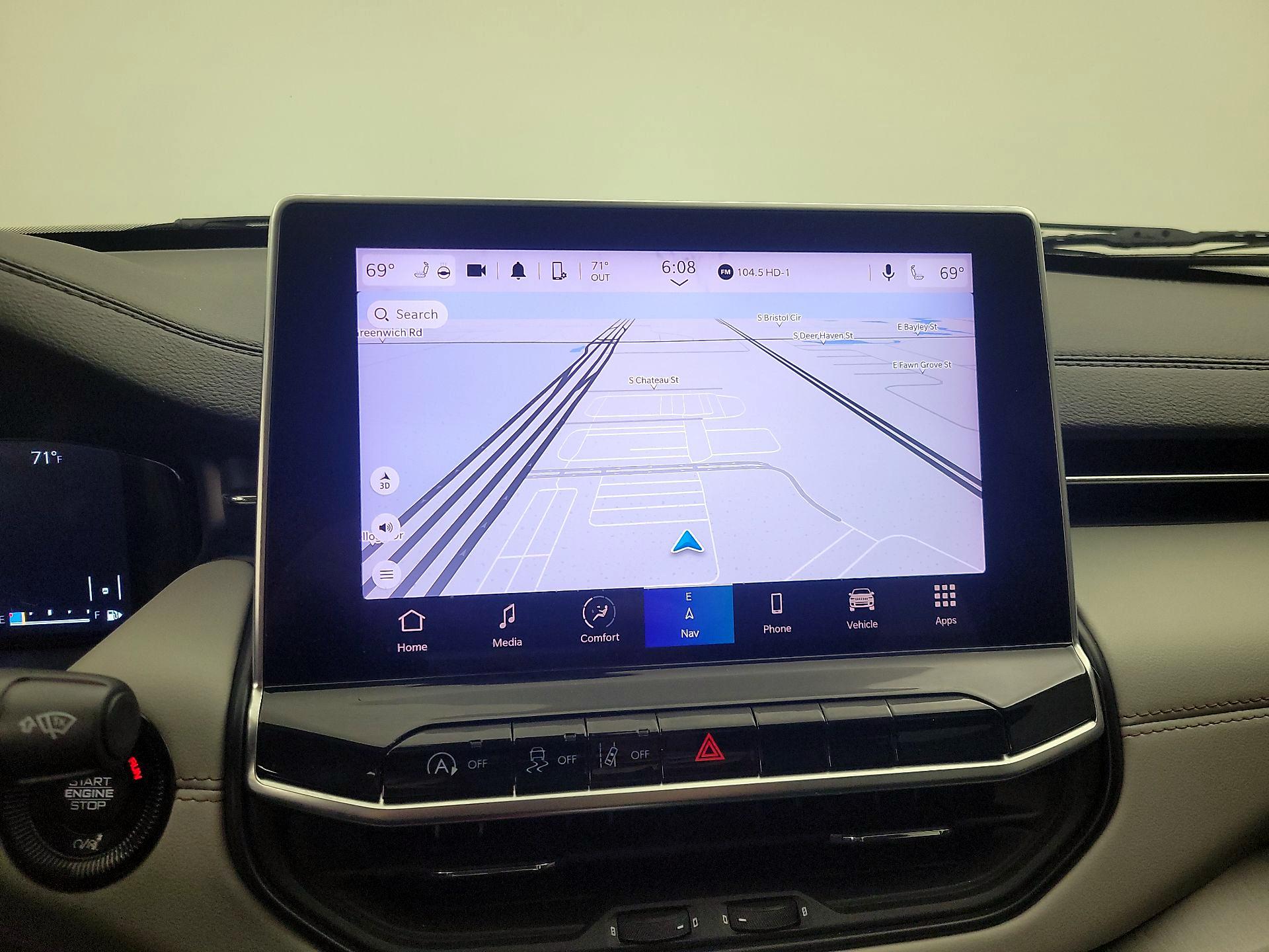 Thumbnail: 2022 Jeep Compass - 14