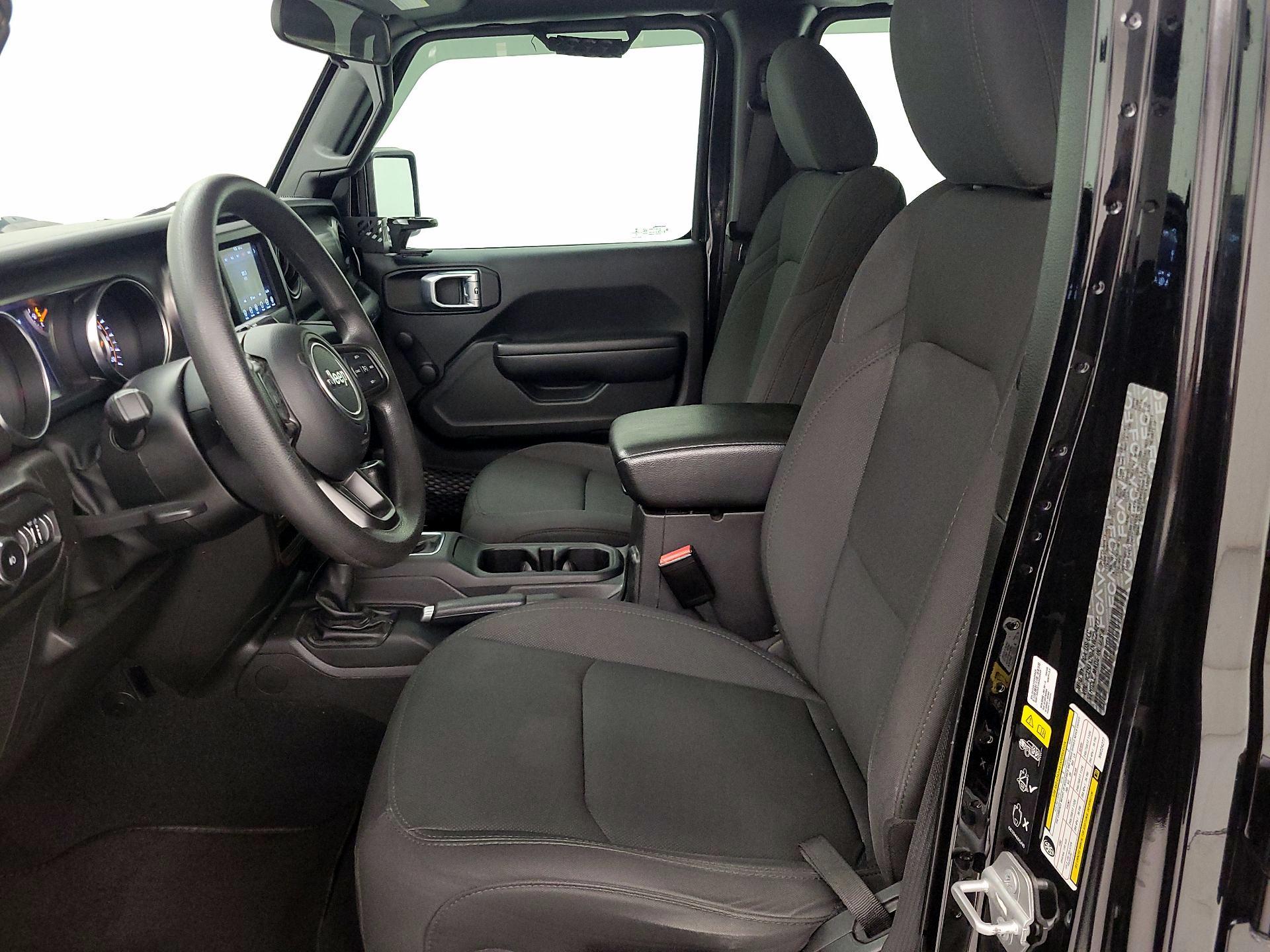 Thumbnail: 2022 Jeep Wrangler - 11