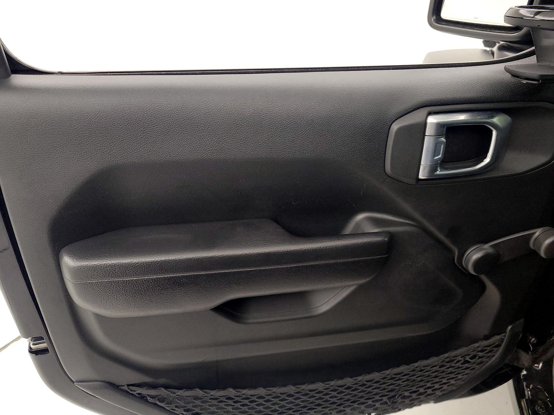 Thumbnail: 2022 Jeep Wrangler - 12